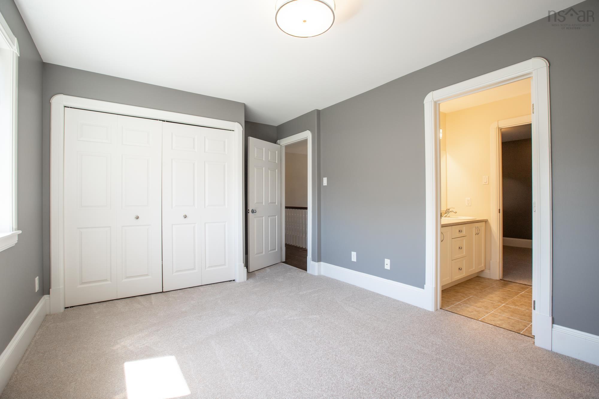 View image 11