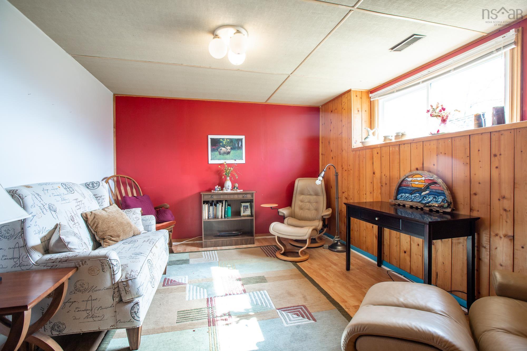 View image 12