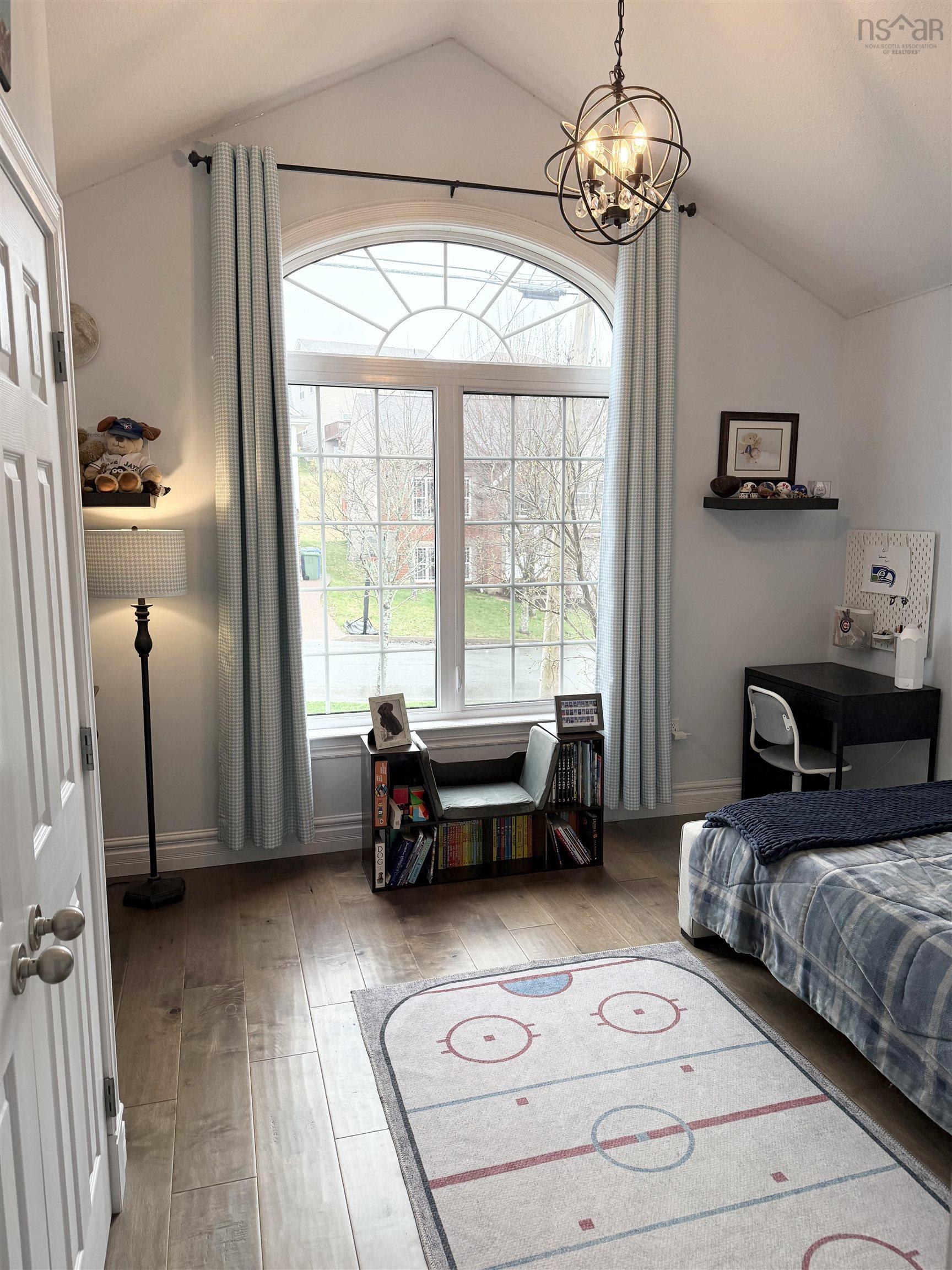 View image 12