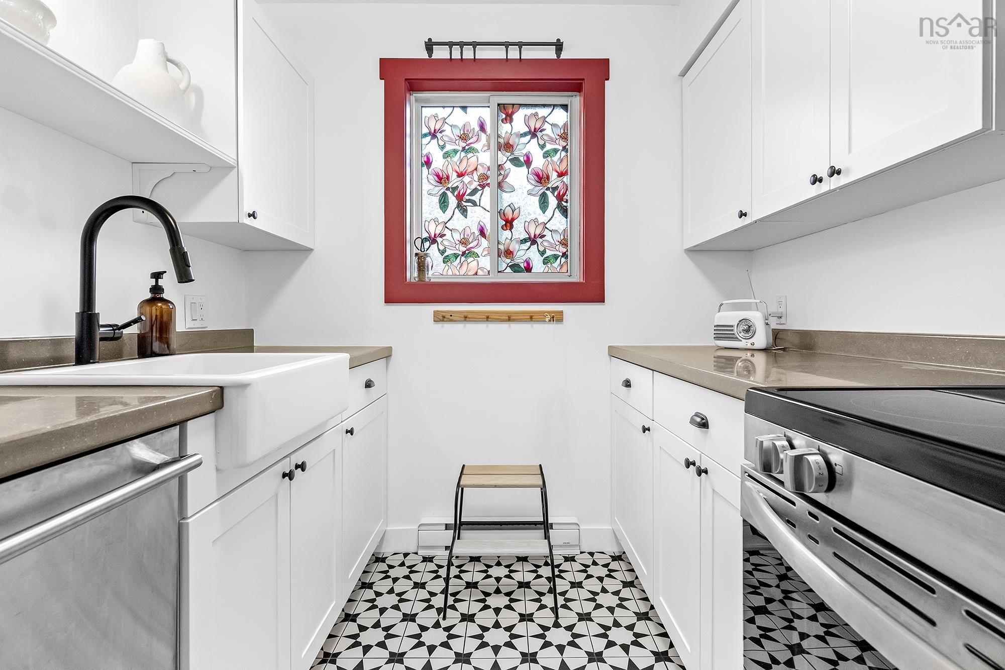 Thumbnail image for 221 281 Wind Mill Road MLS<sup>®</sup> 202609483