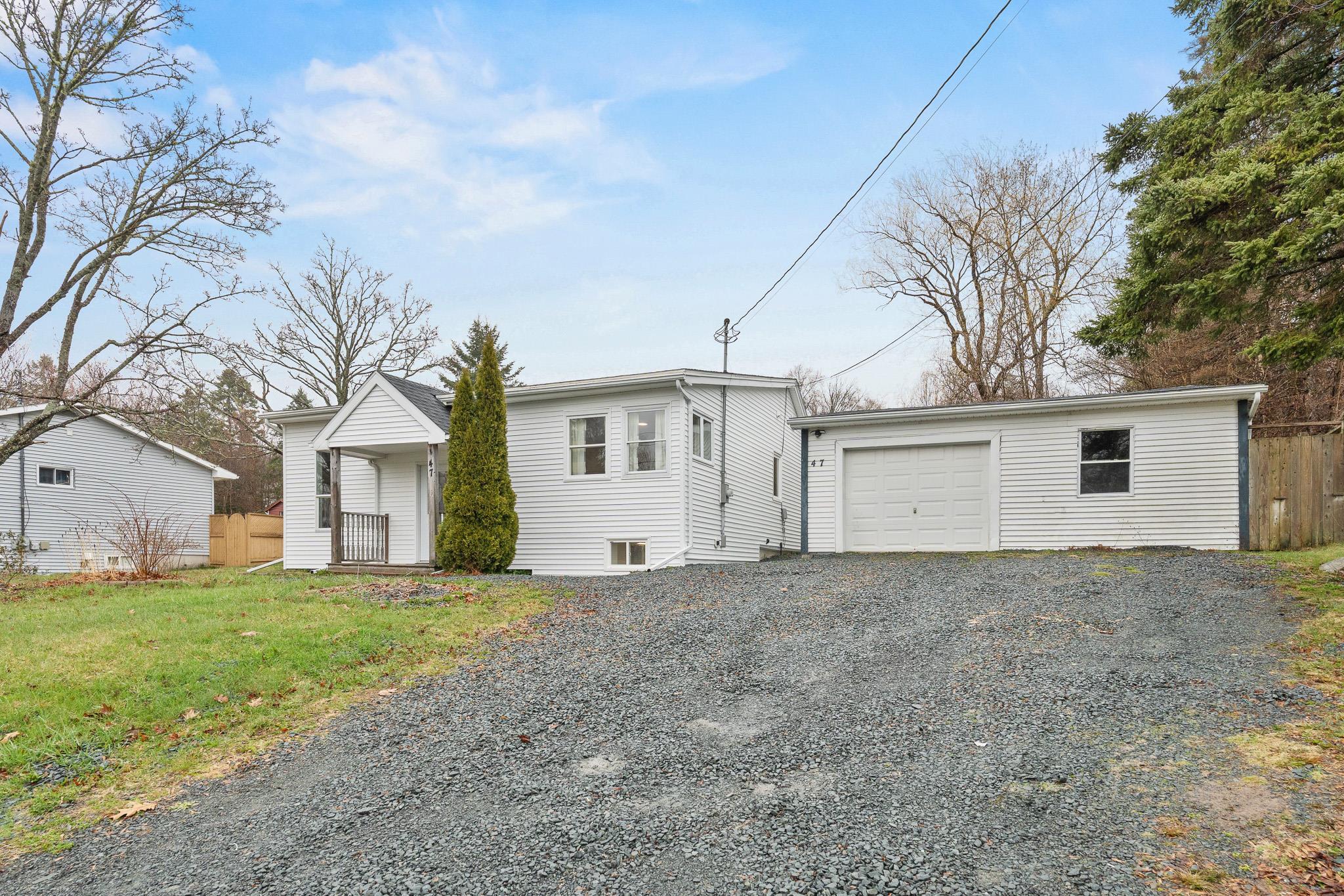 Thumbnail image for 47 Hillcrest Avenue MLS<sup>®</sup> 202609515