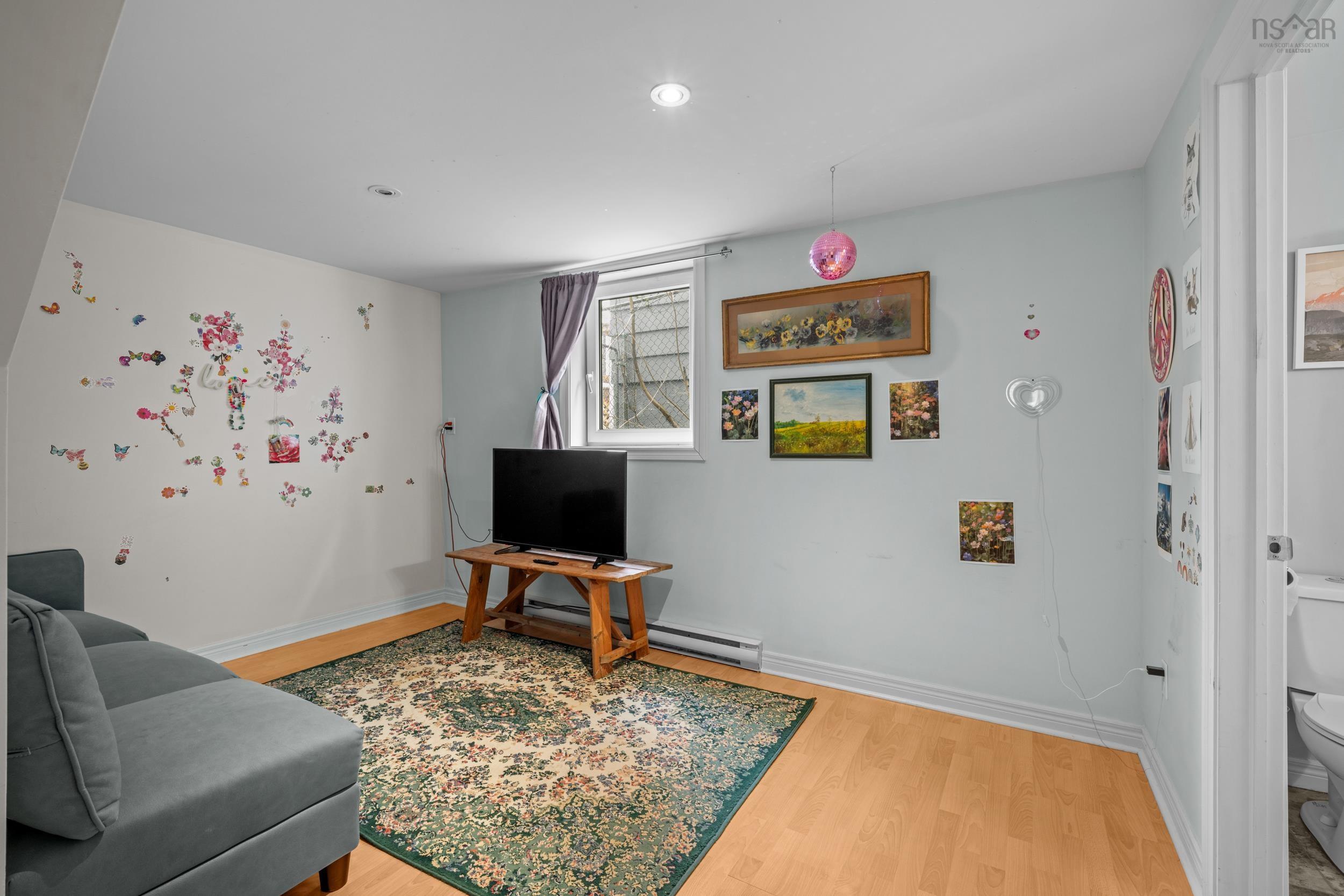 View image 31