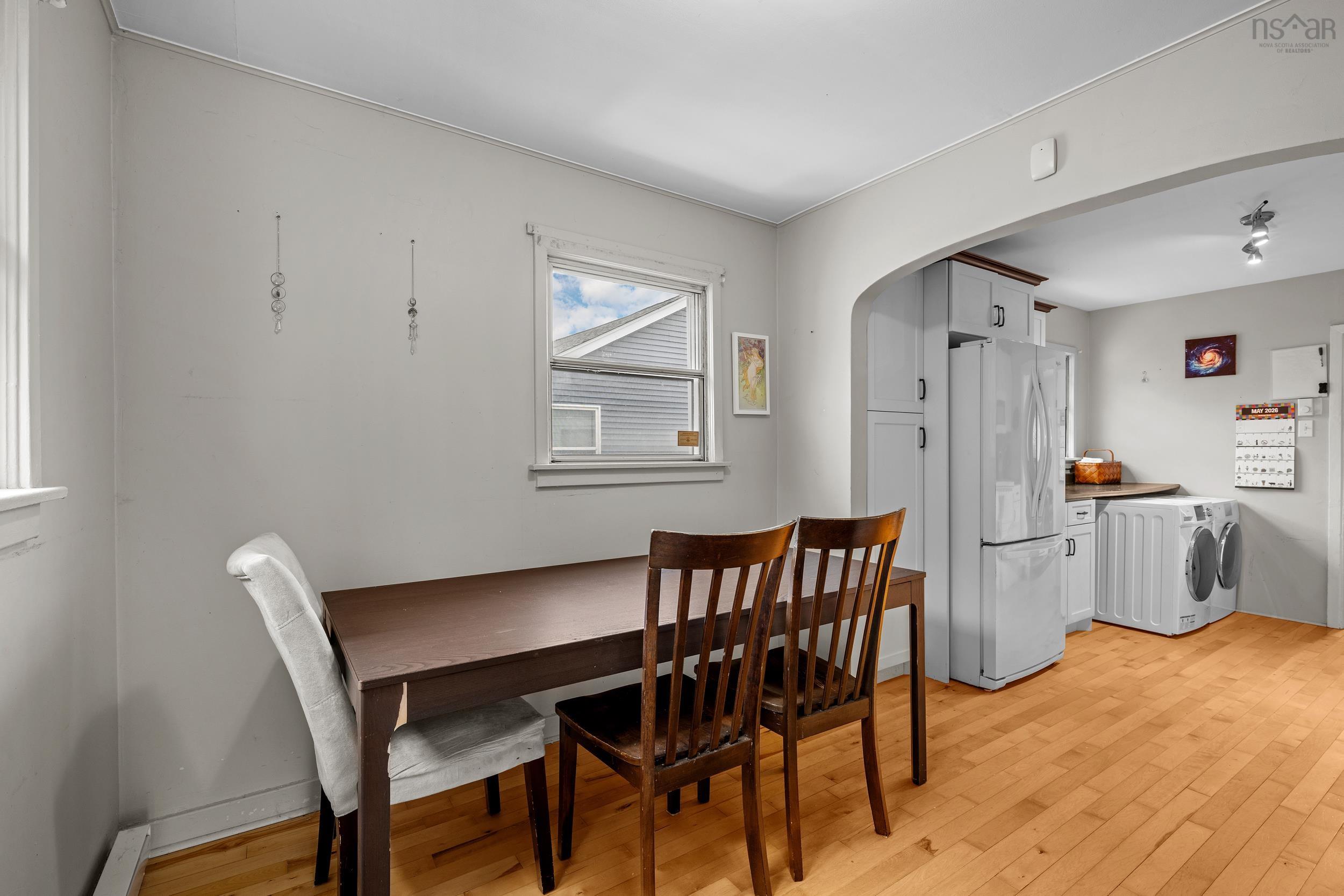View image 9