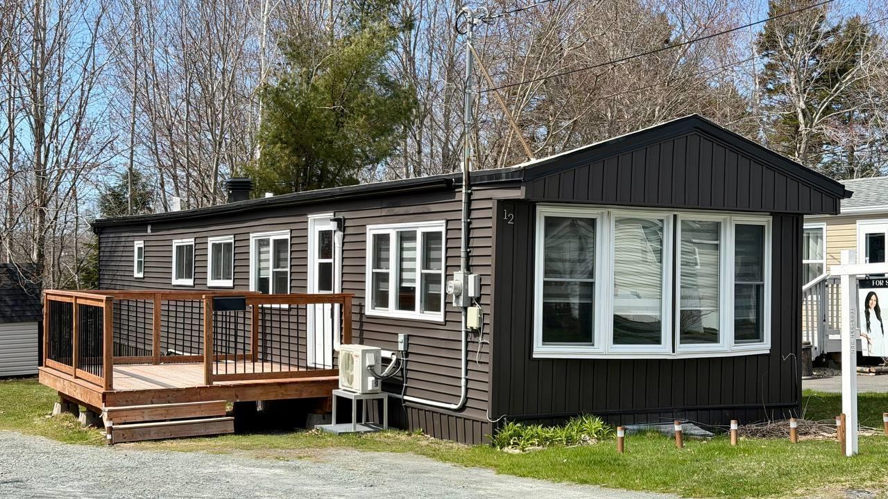 Thumbnail image for 12 Stanley Street MLS<sup>®</sup> 202609540