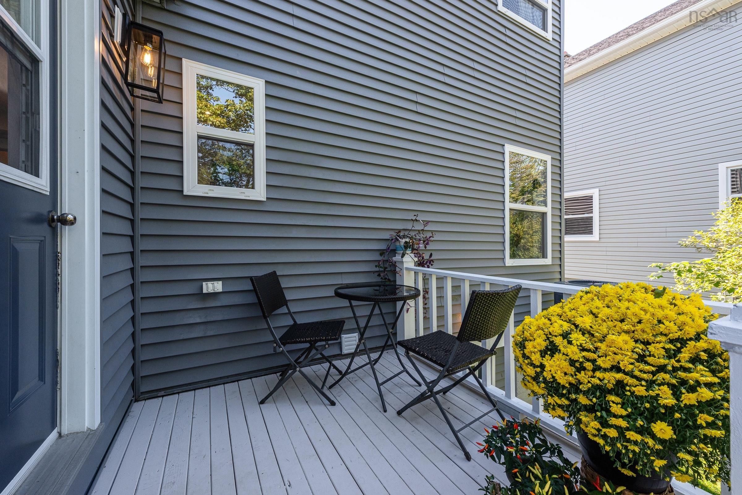 View image 17