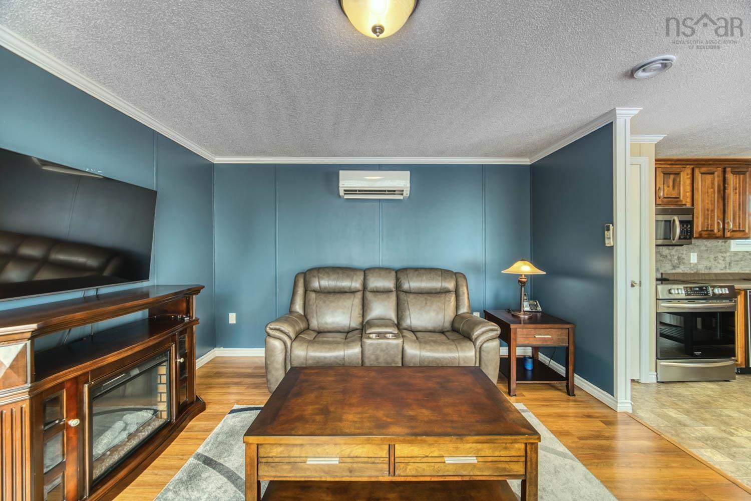 View image 18