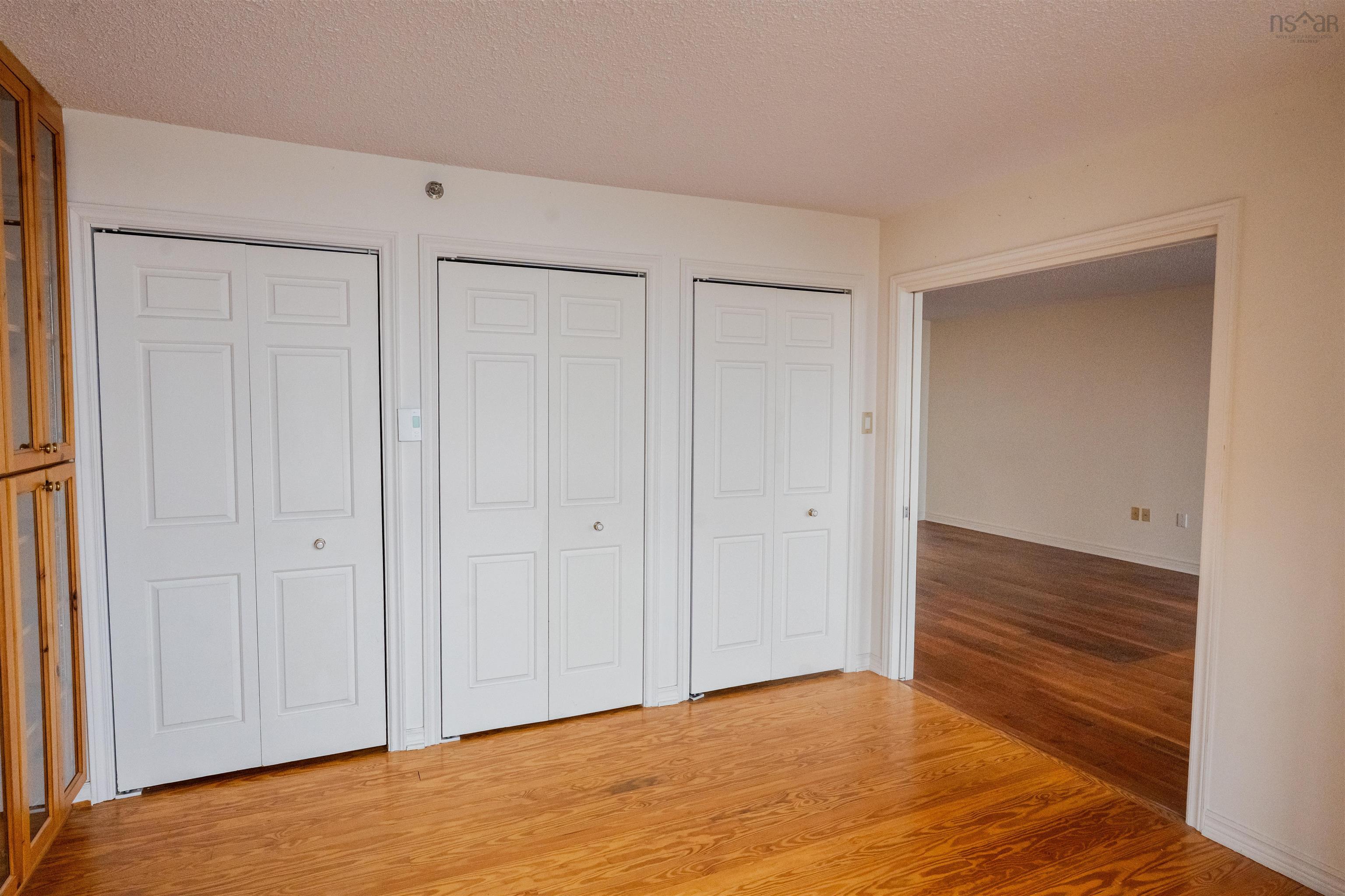 View image 11