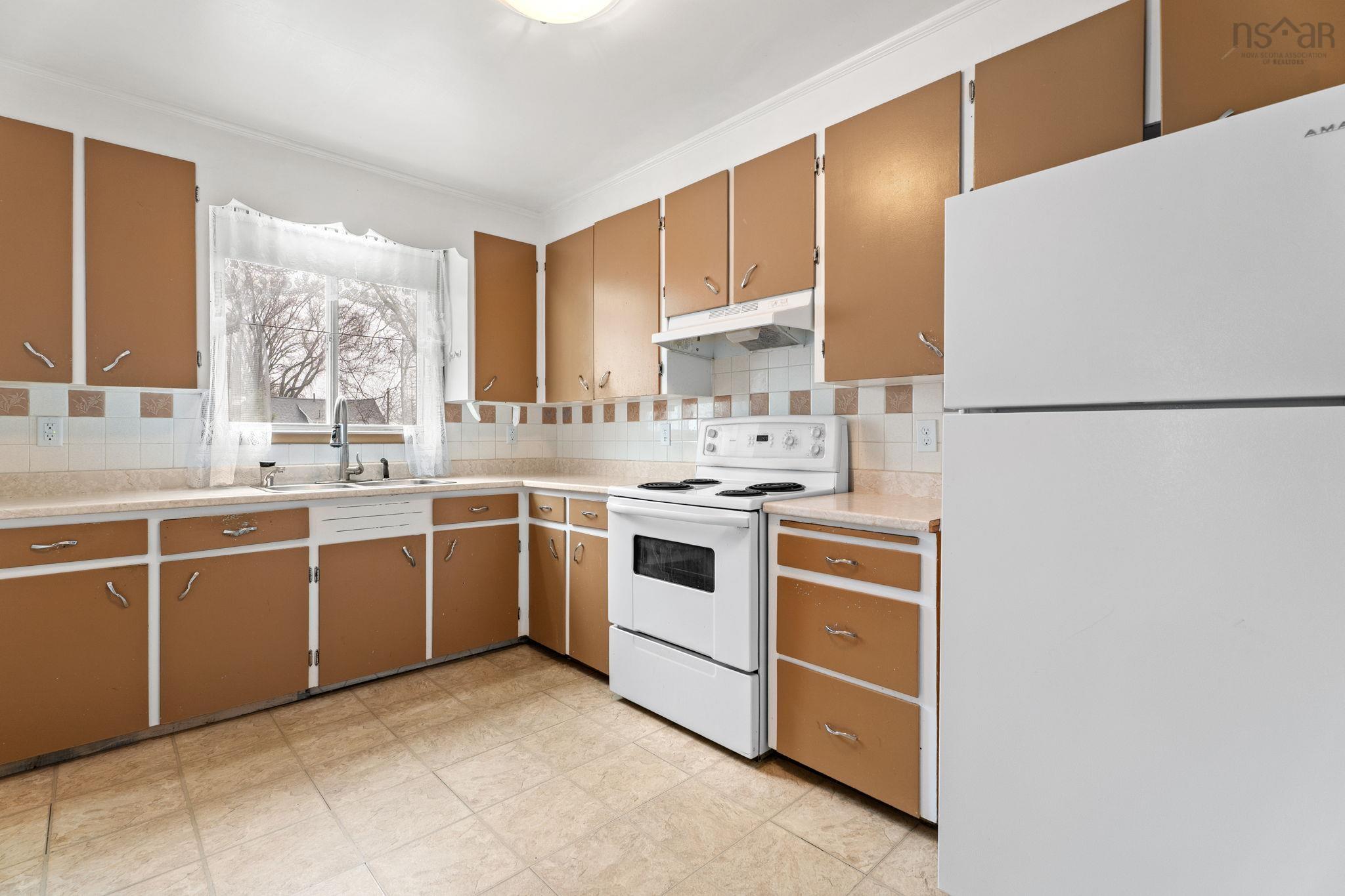 View image 11