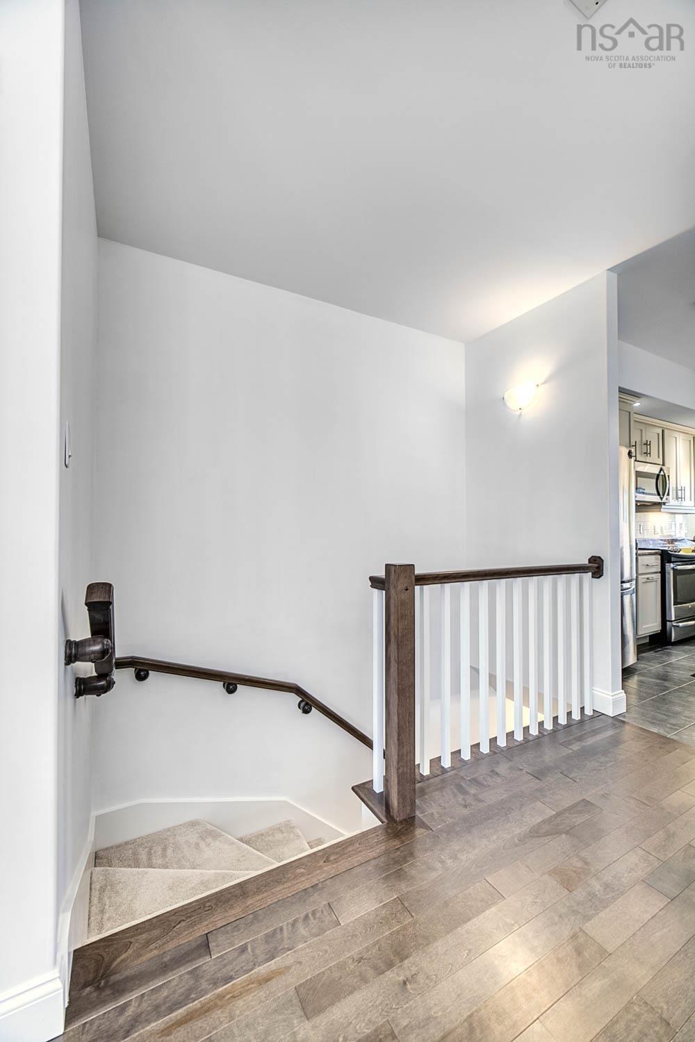 View image 19