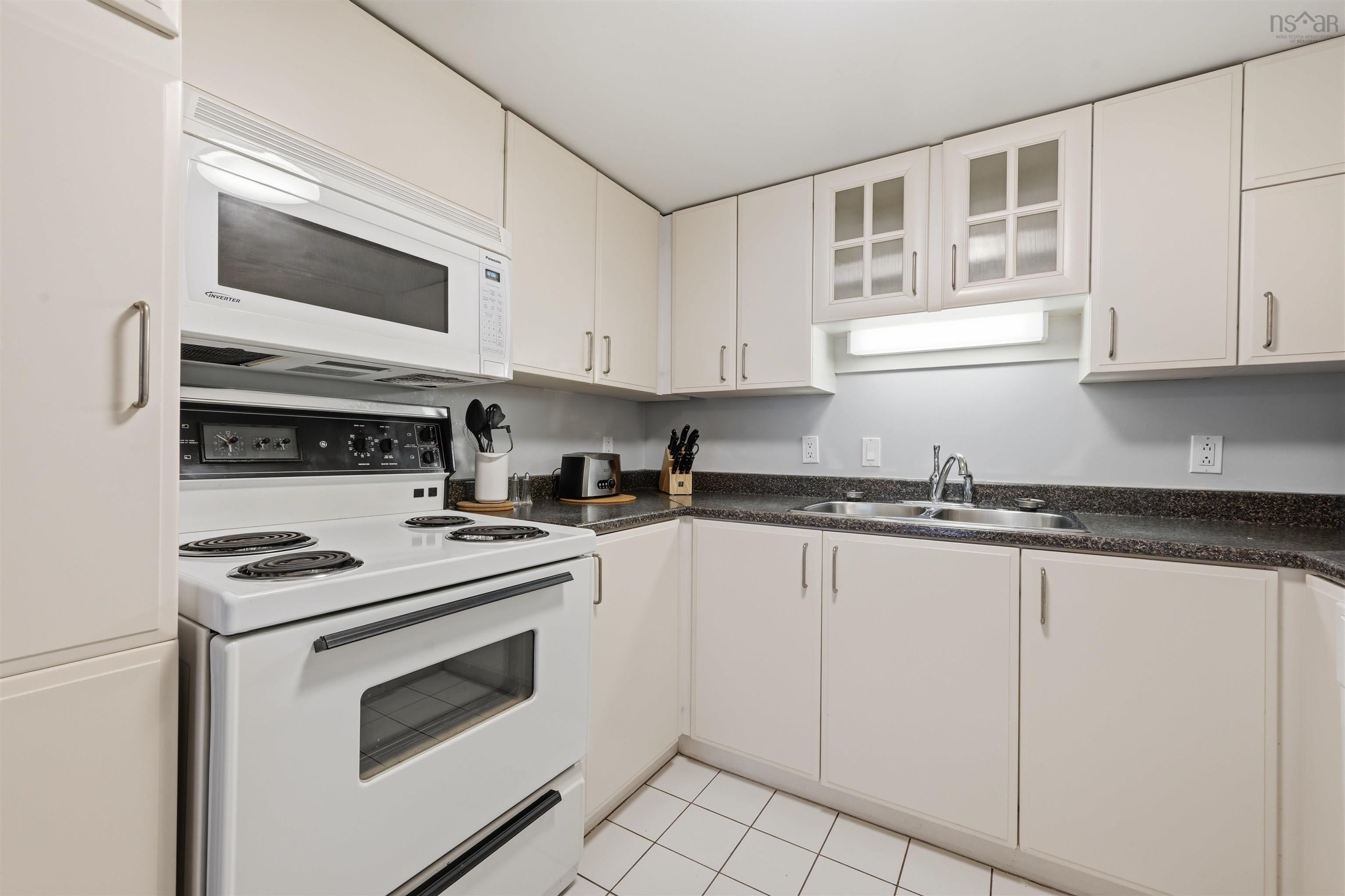 View image 18