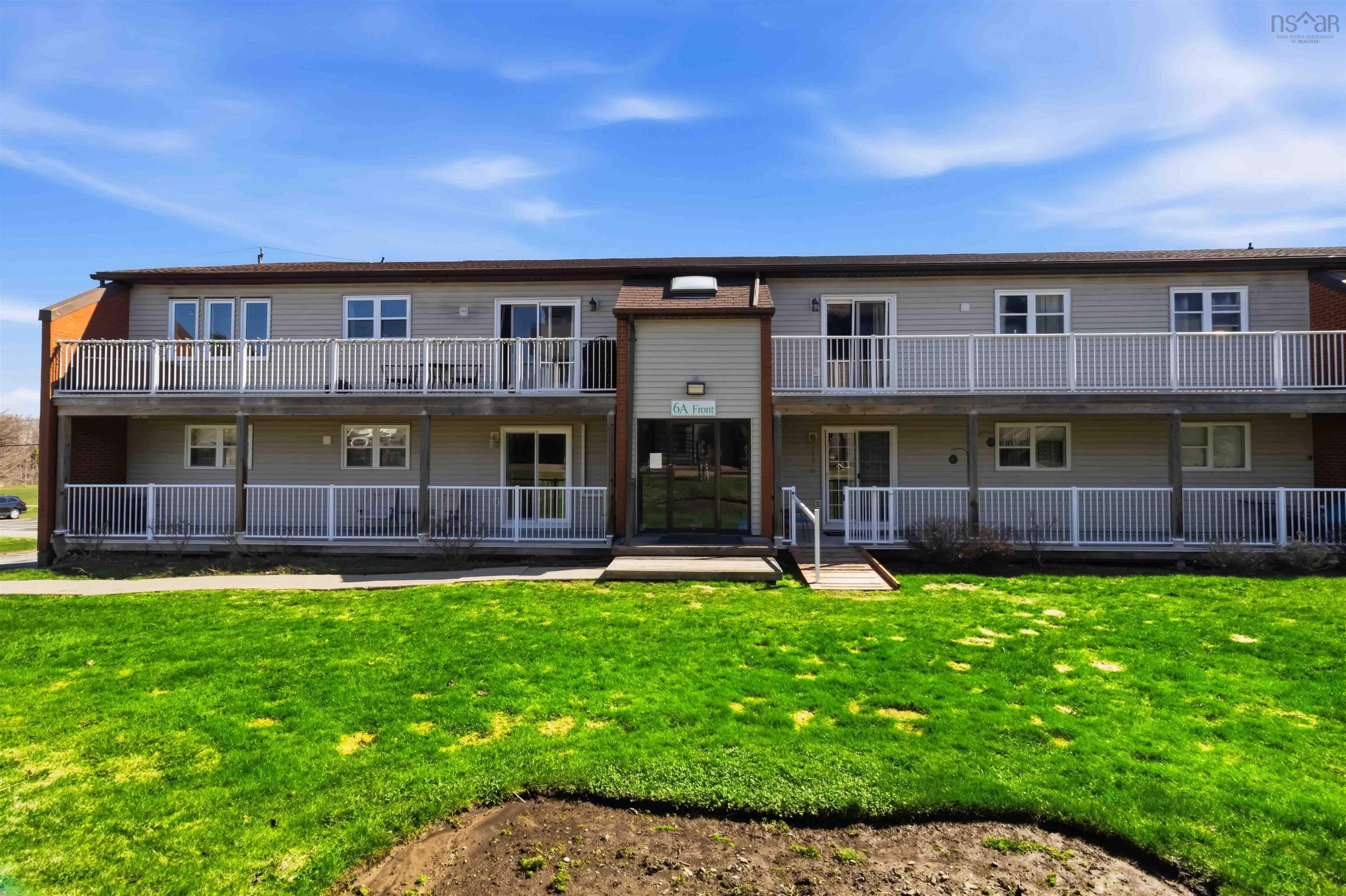 Thumbnail image for 12 6 Rose Way Way MLS<sup>®</sup> 202609768