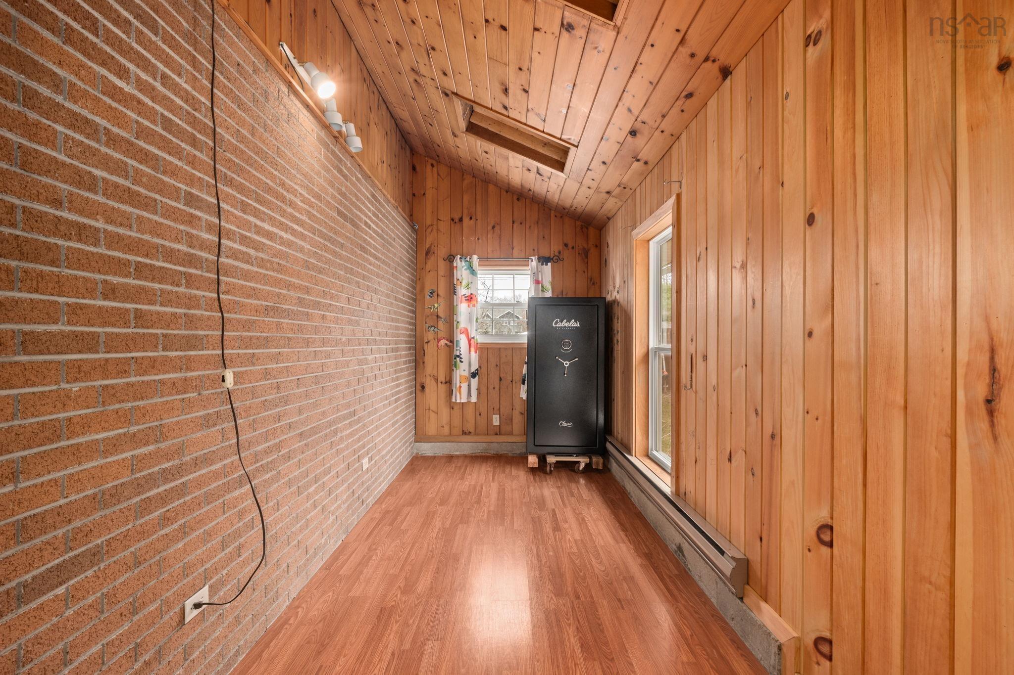 View image 18