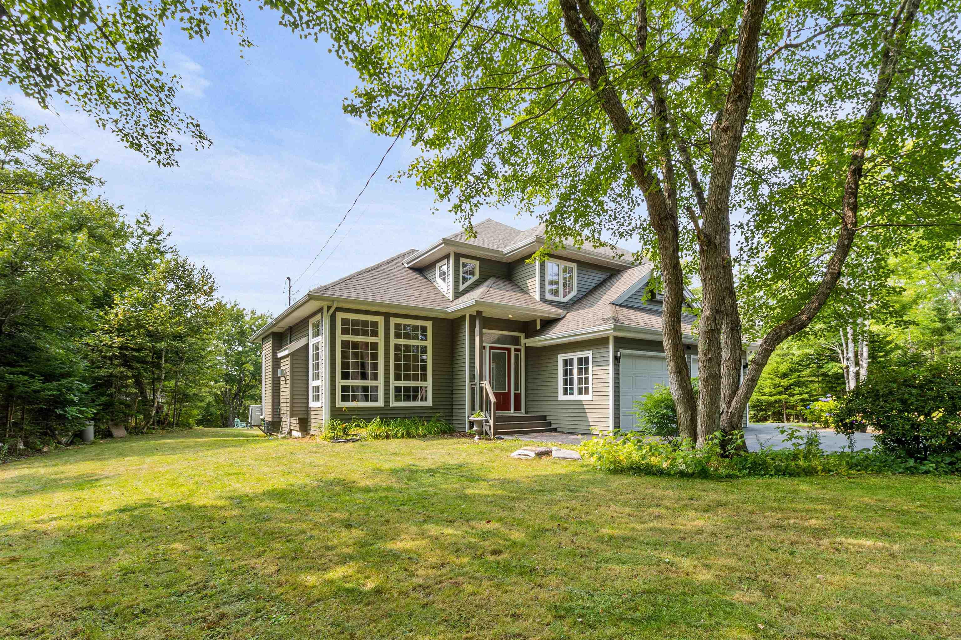Thumbnail image for 80 Tudor Lane MLS<sup>®</sup> 202609799
