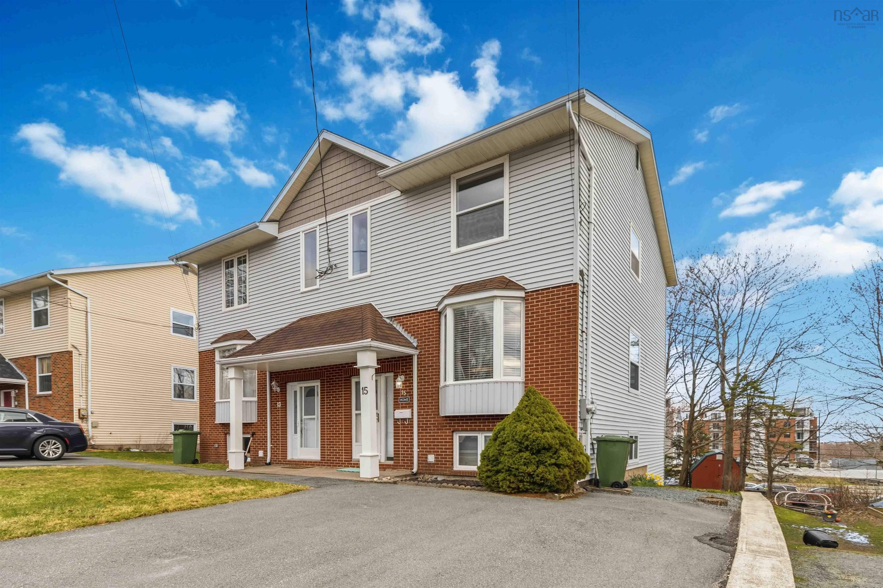 Thumbnail image for 15 Collins Grove MLS<sup>®</sup> 202609822