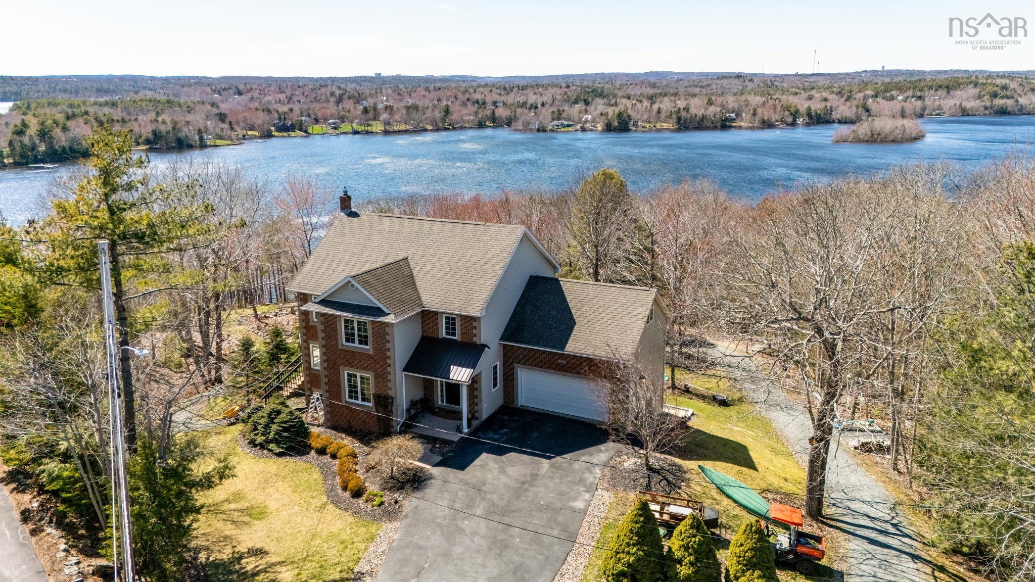 Thumbnail image for 27 Sheffield Court MLS<sup>®</sup> 202609845