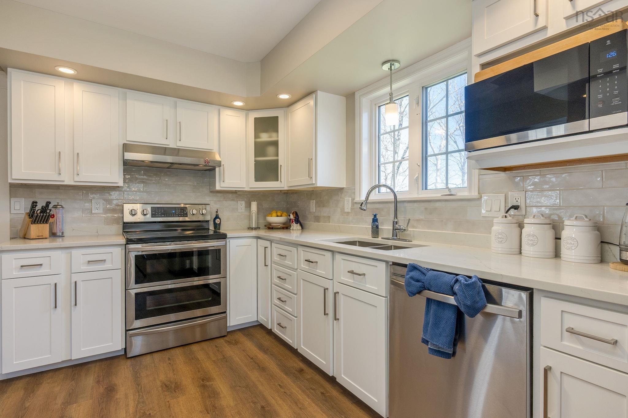 View image 15