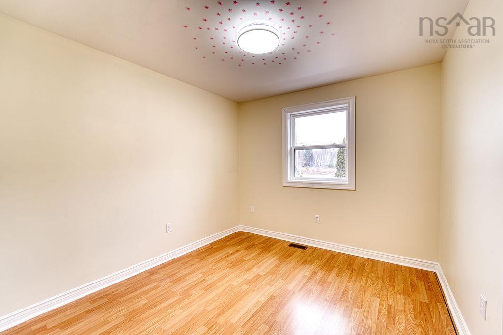 View image 18