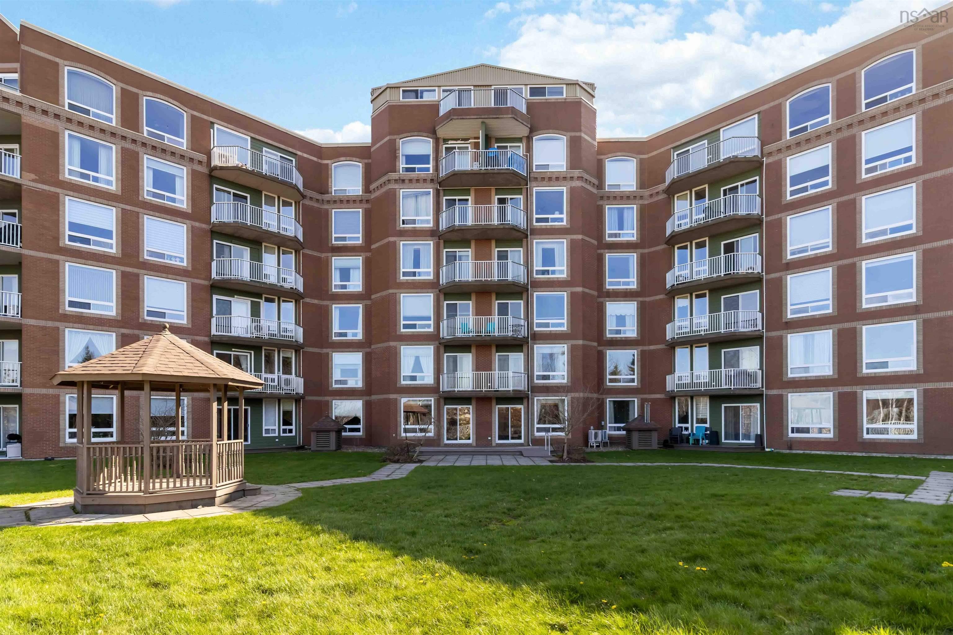 Thumbnail image for 401 10 Regency Park Drive MLS<sup>®</sup> 202609931