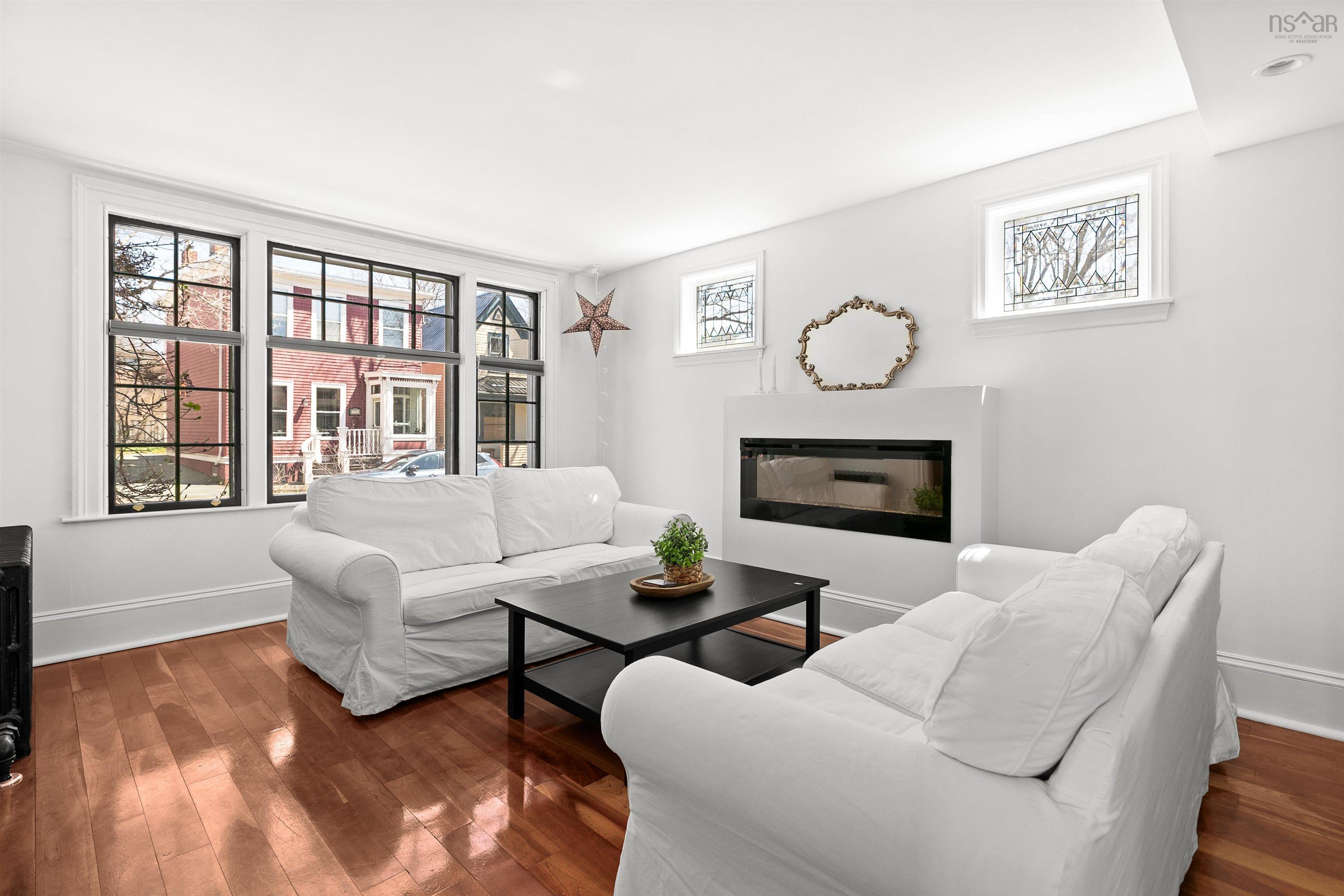 View image 10