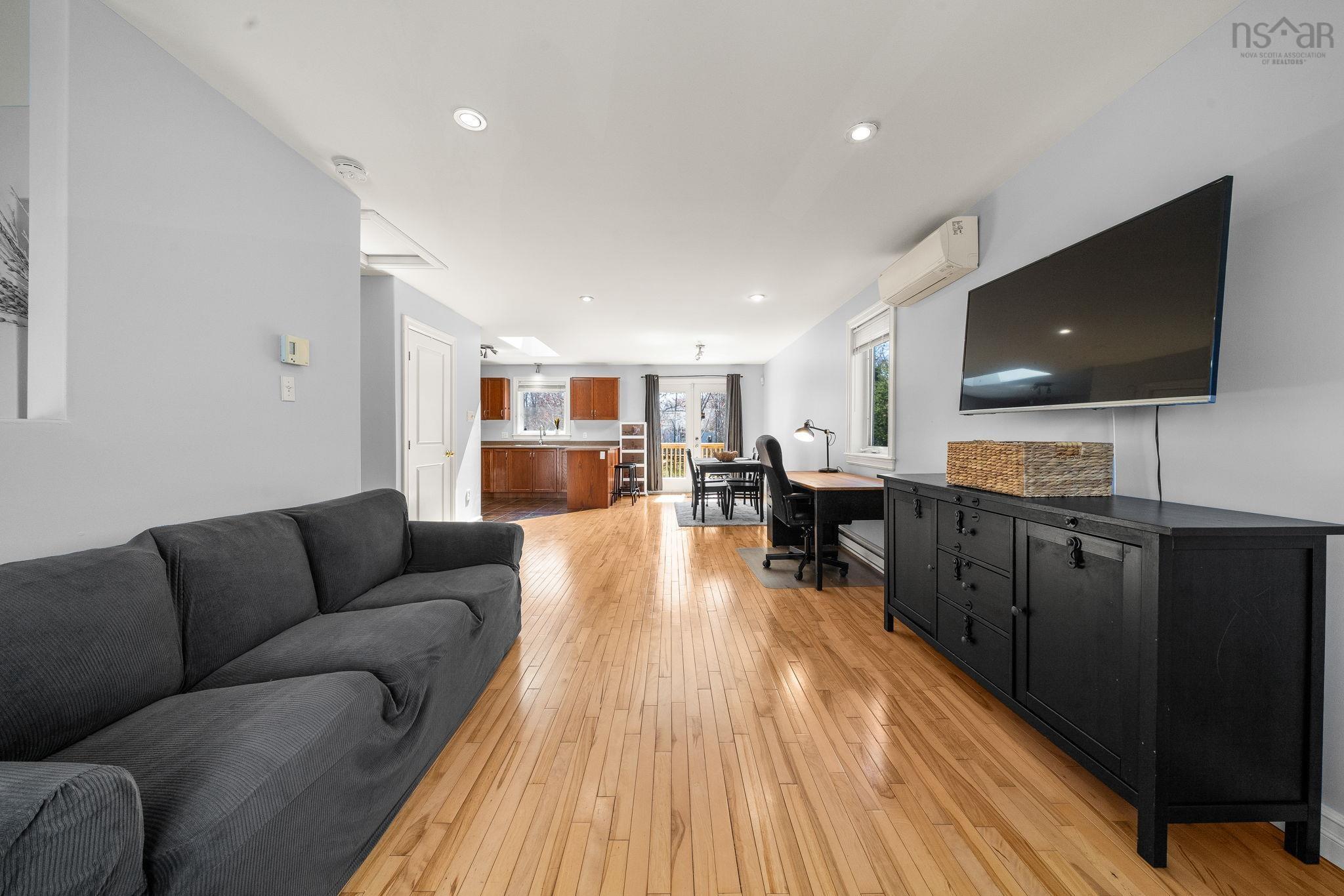 View image 10