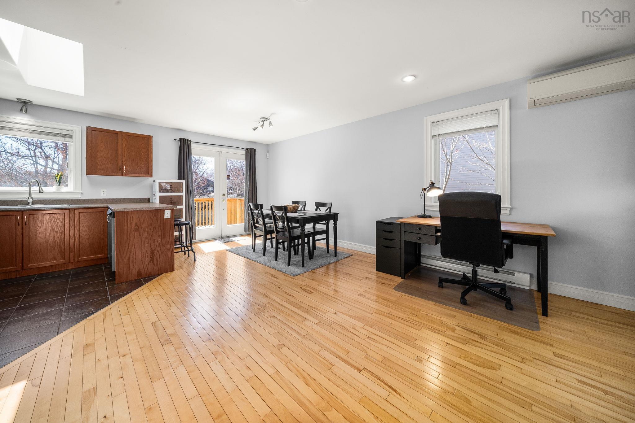 View image 12