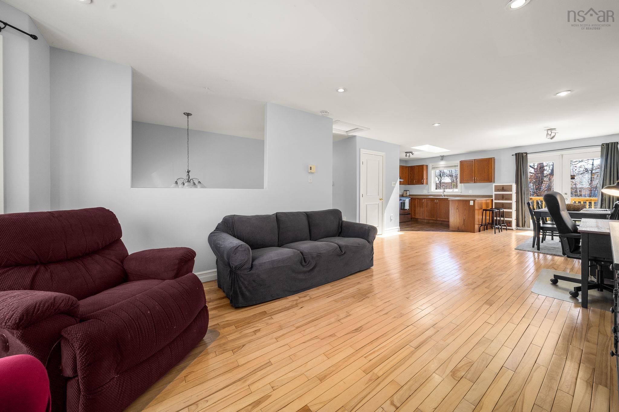 View image 9