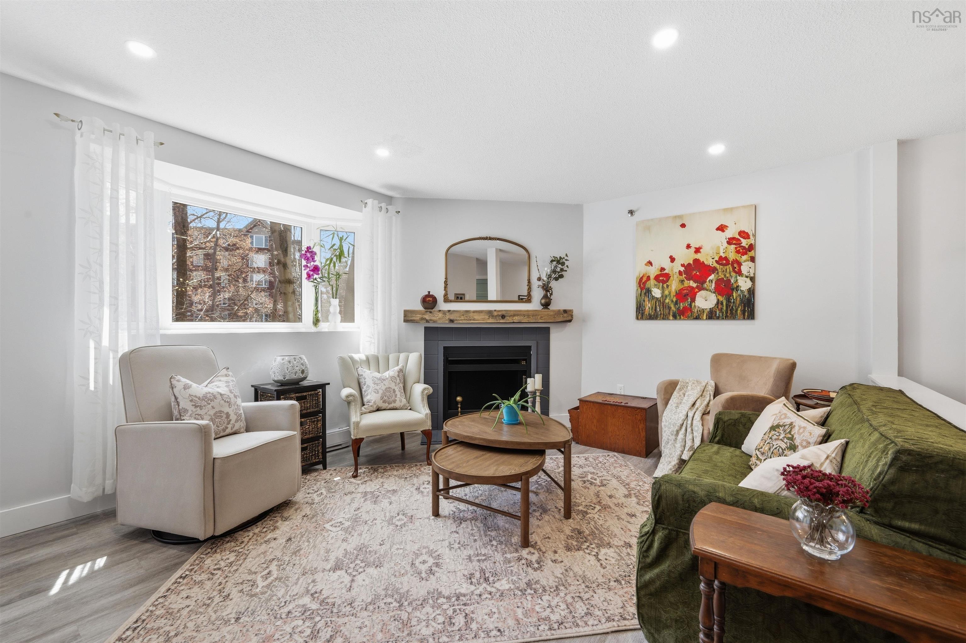 Thumbnail image for 108 12 Spinnaker Drive MLS<sup>®</sup> 202609998