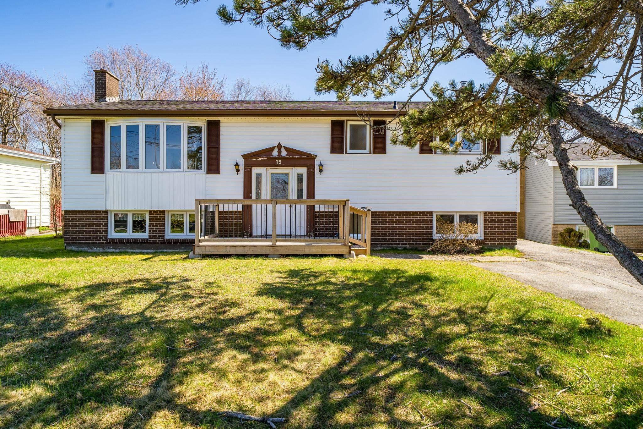Thumbnail image for 15 Skyvue Terrace MLS<sup>®</sup> 202609999