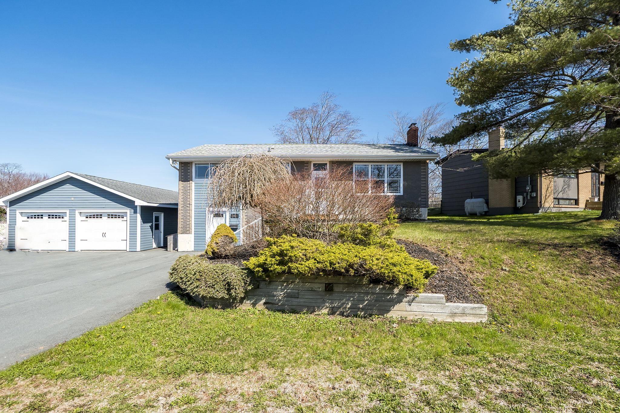 Thumbnail image for 81 Flamingo Drive MLS<sup>®</sup> 202610006