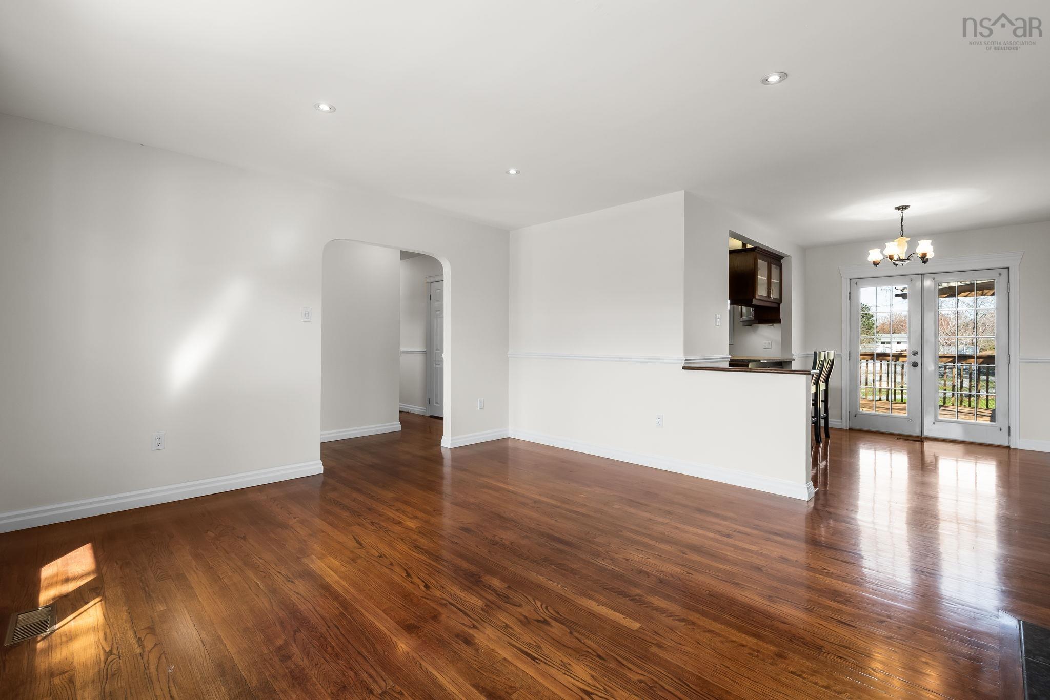 View image 11