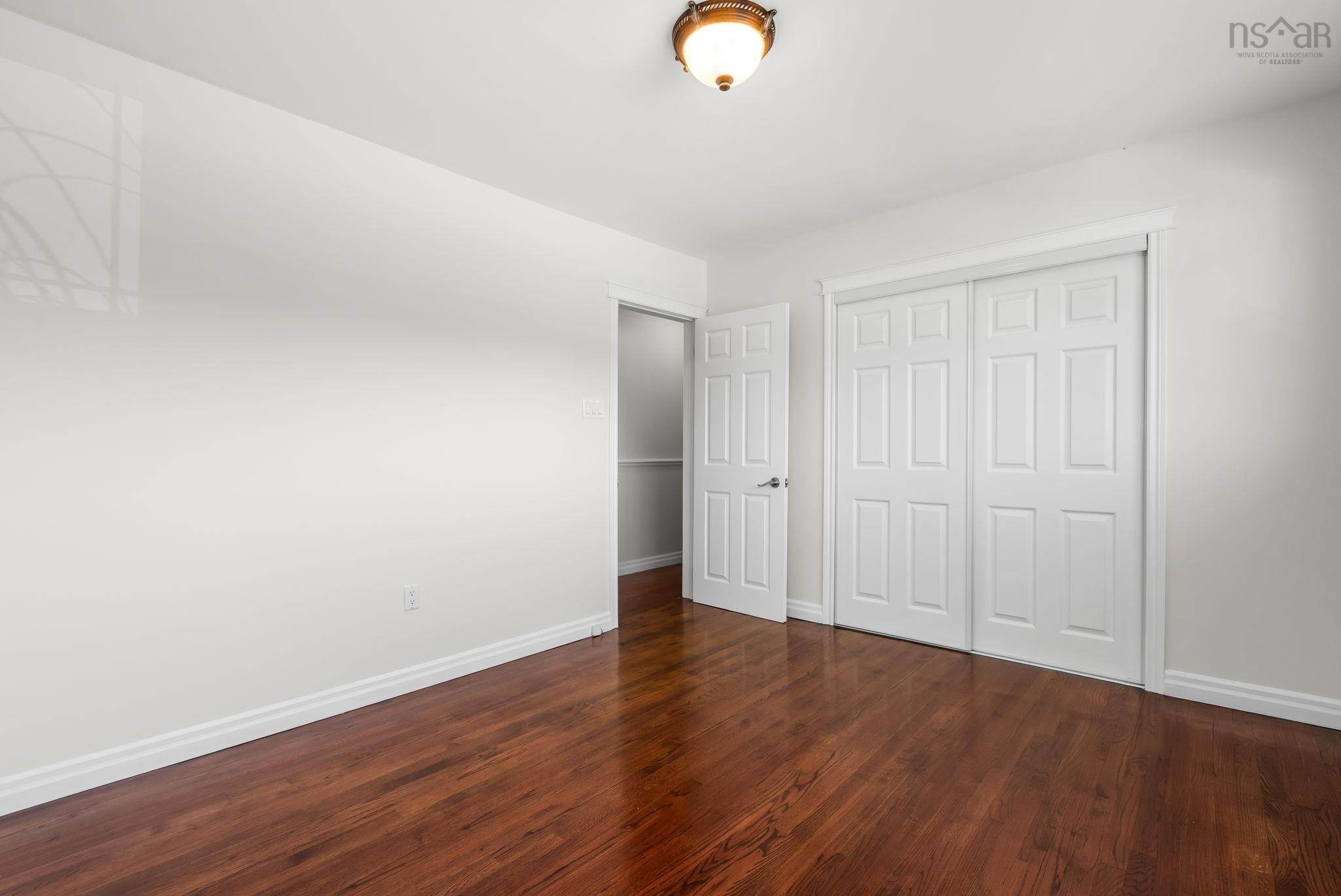 View image 18