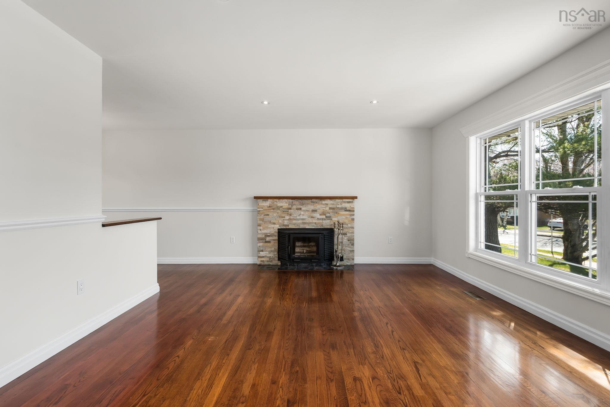 View image 9