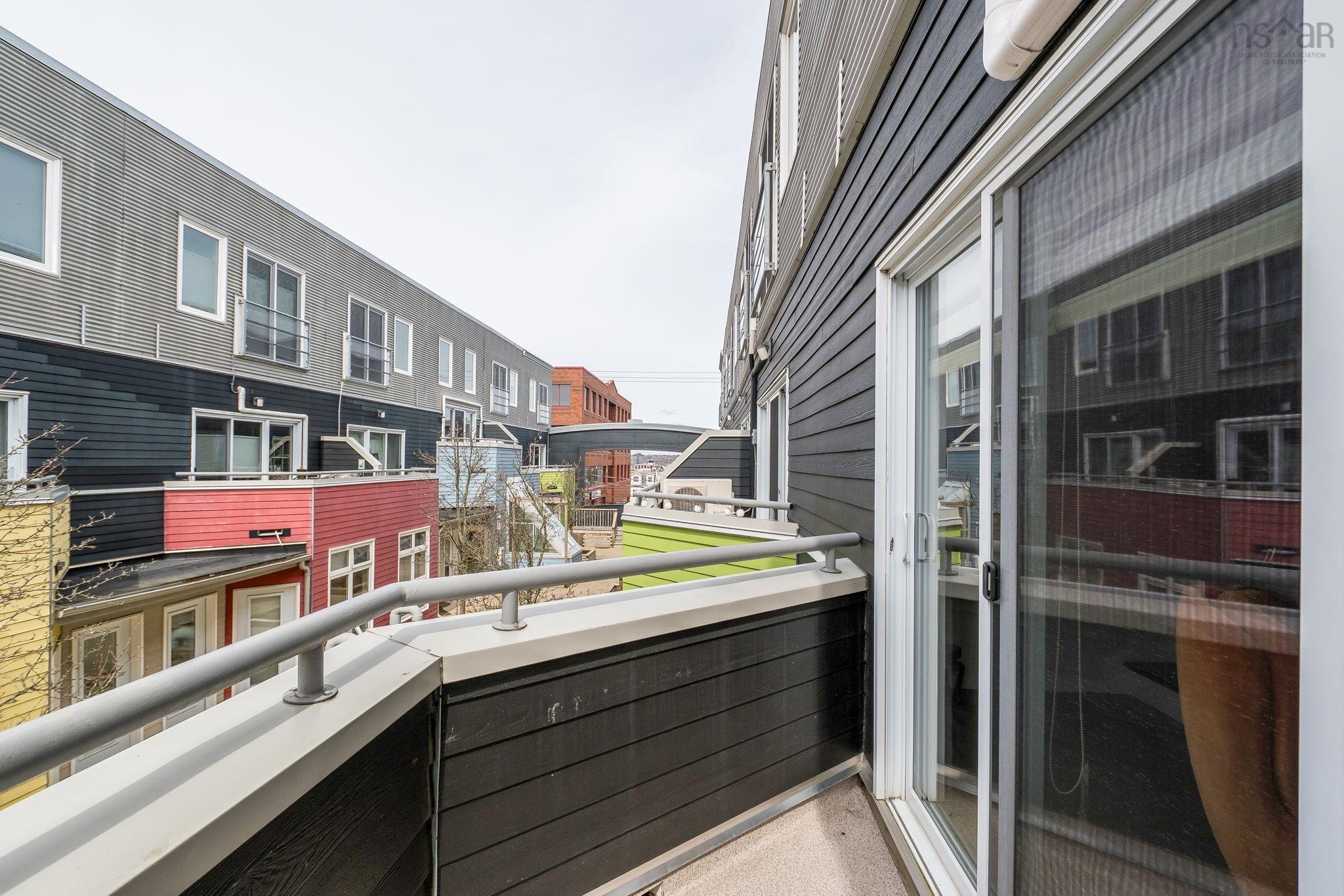 View image 11