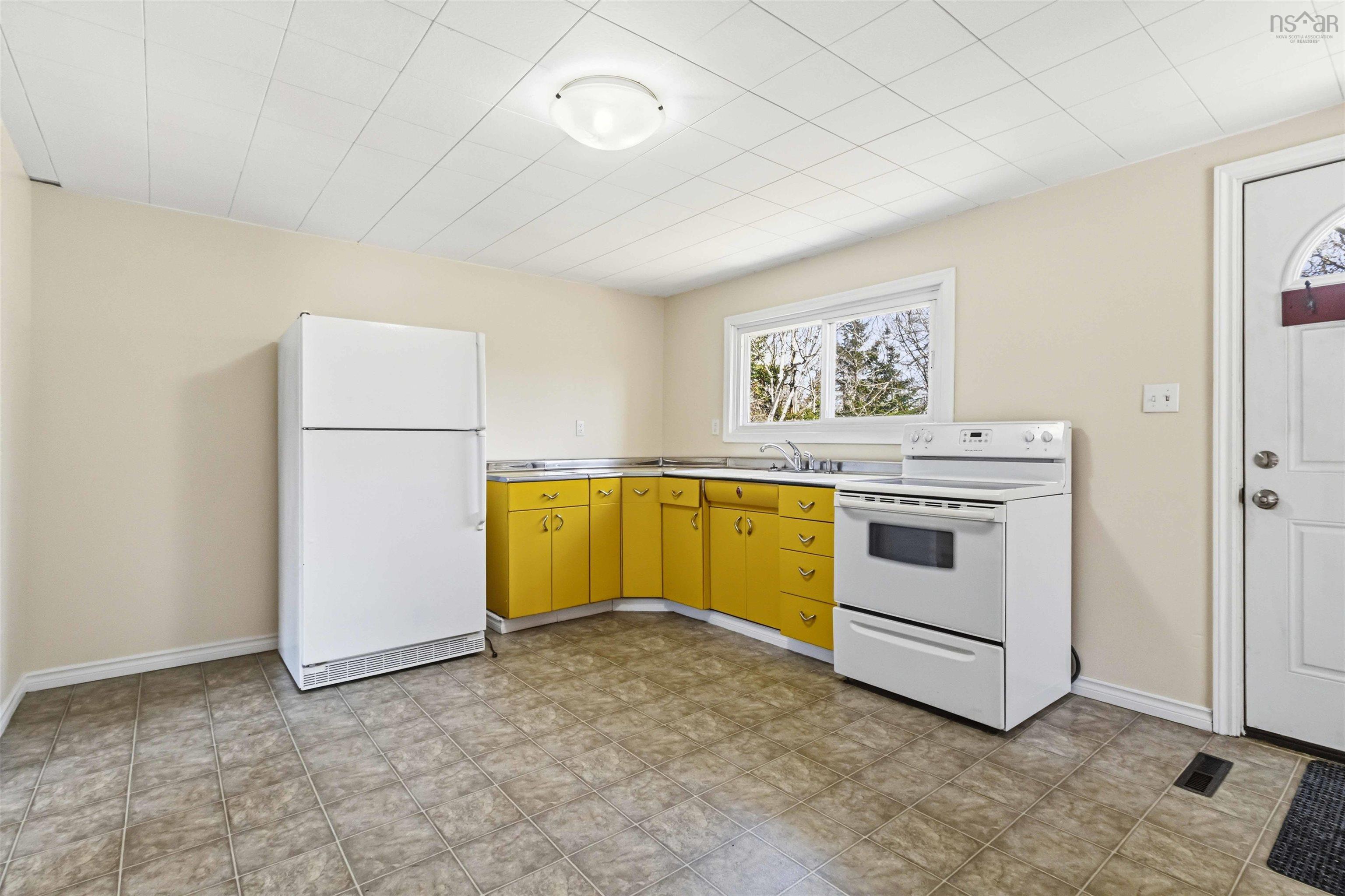 View image 12