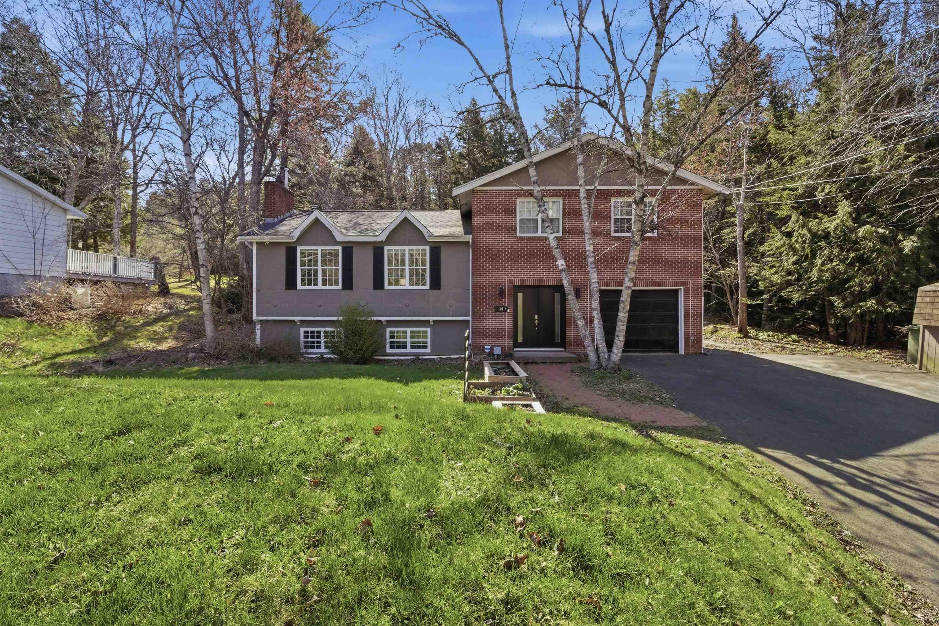 Thumbnail image for 39 Robert Street MLS<sup>®</sup> 202610084