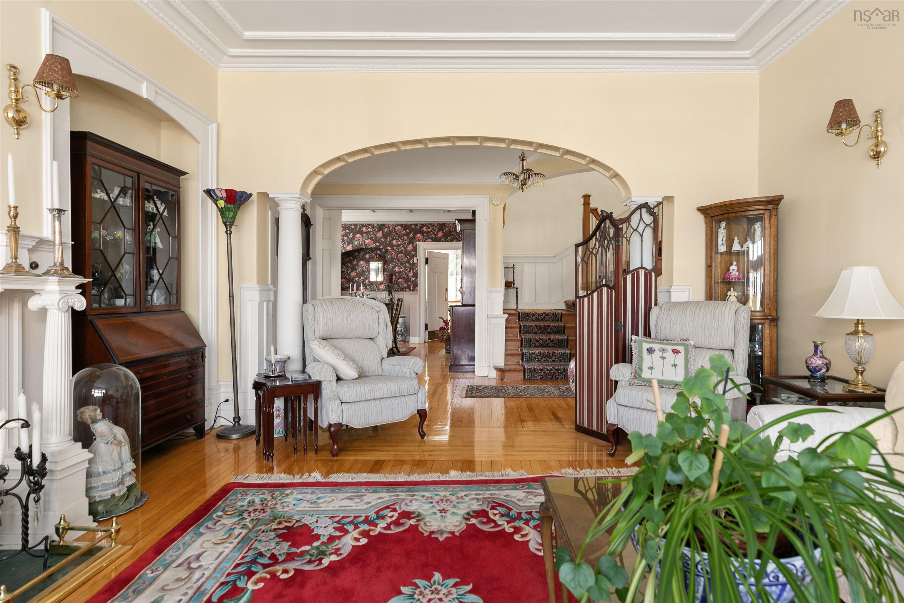 View image 9