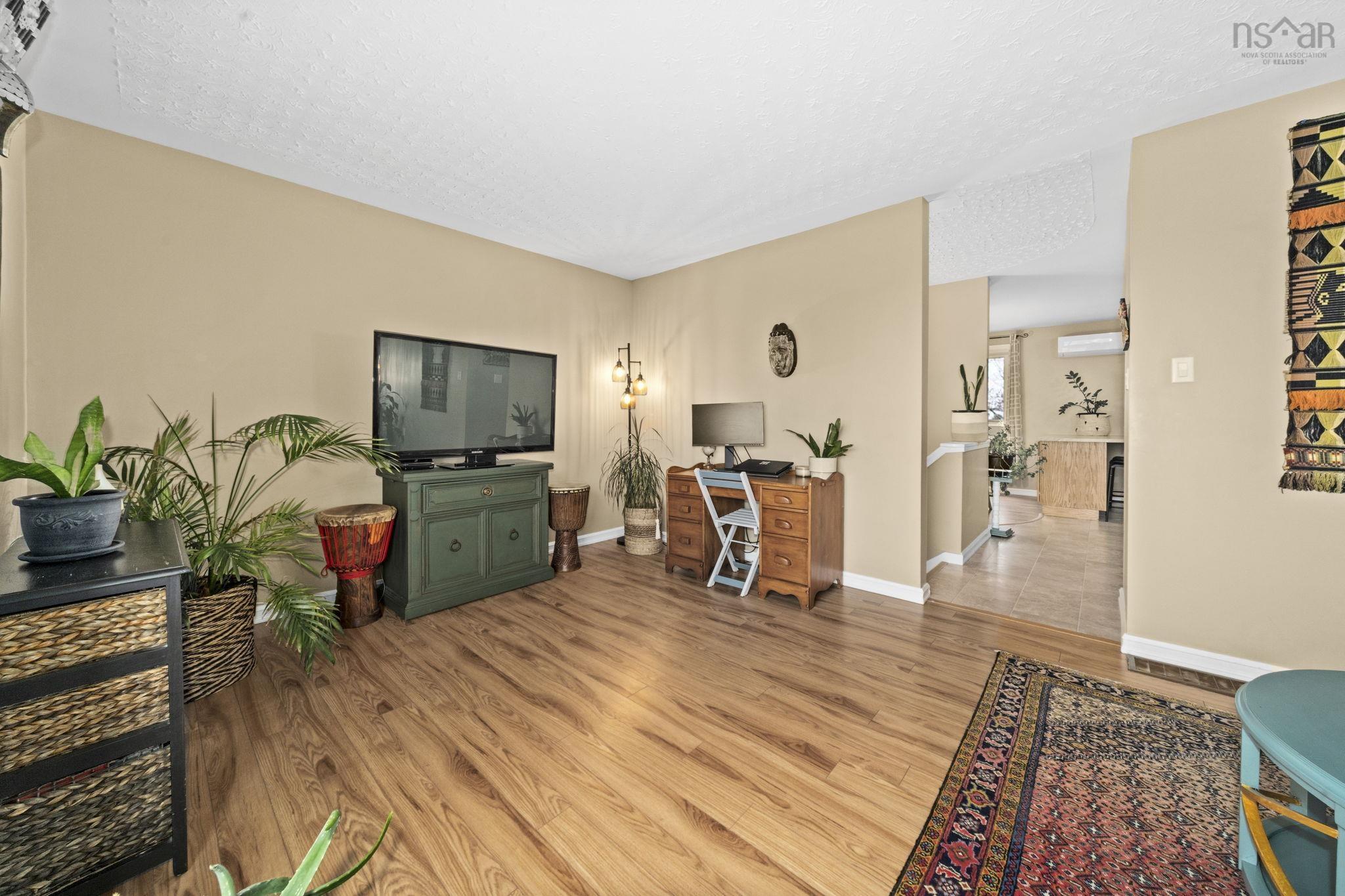 View image 10