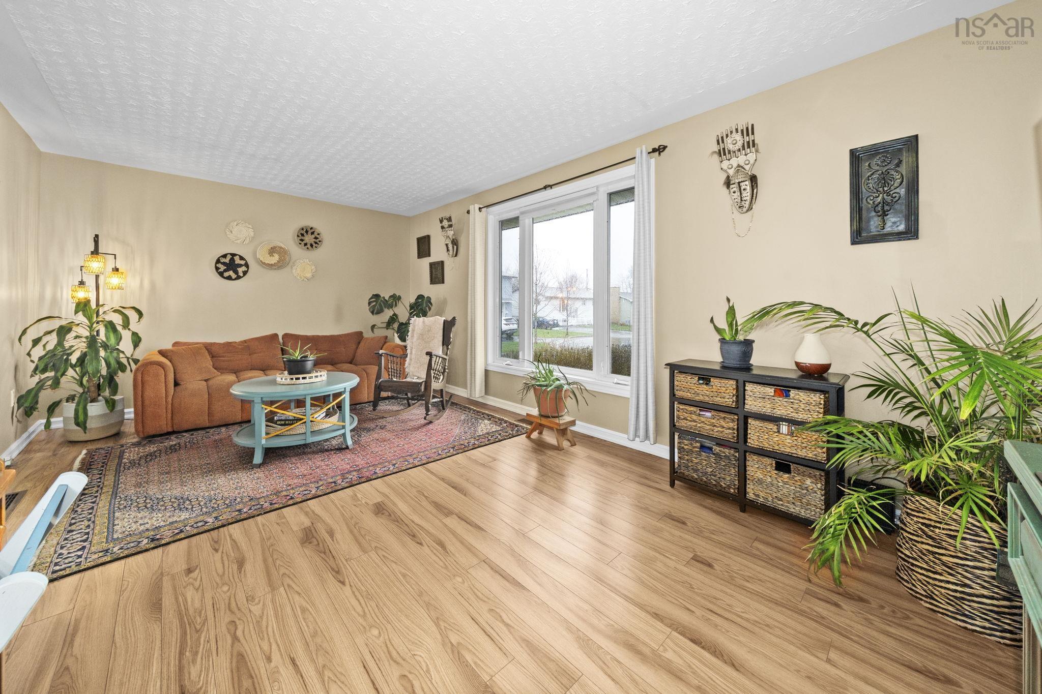 View image 11
