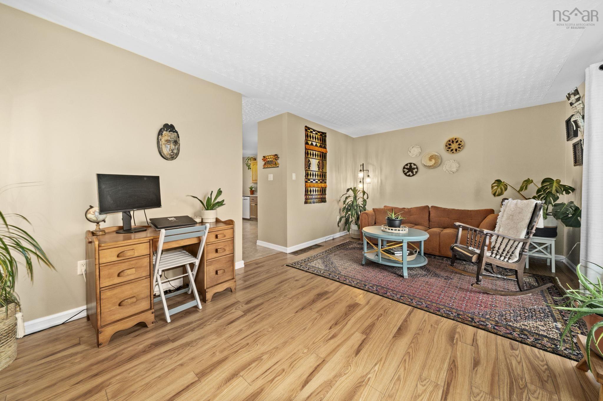 View image 12