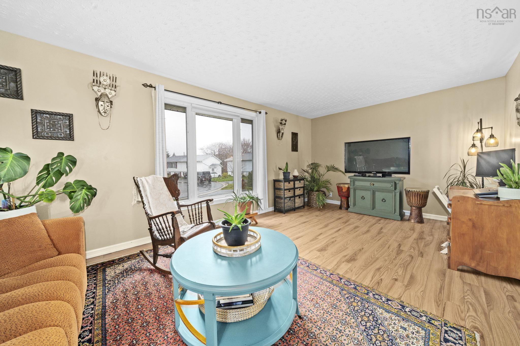 View image 8