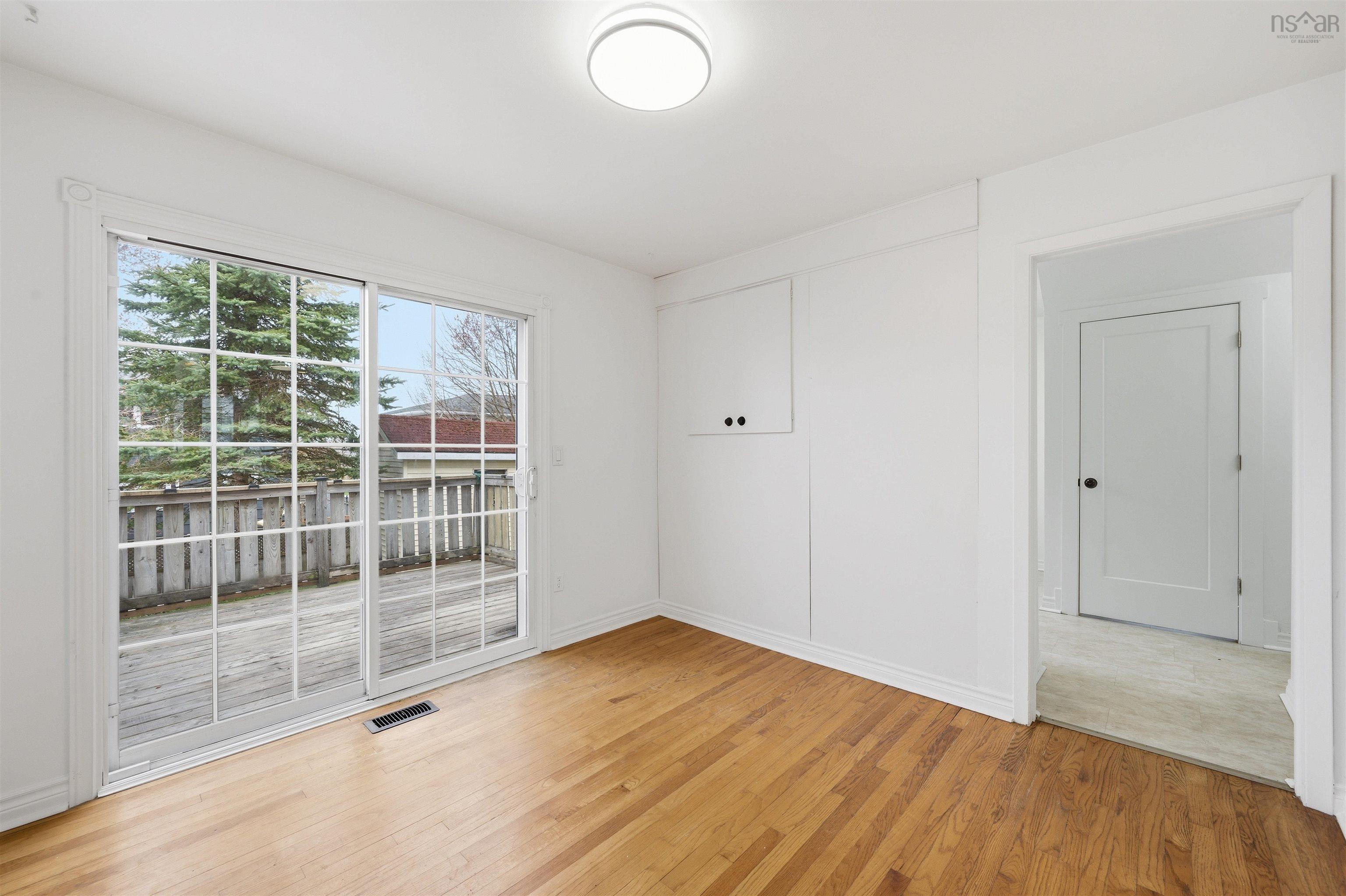 View image 10