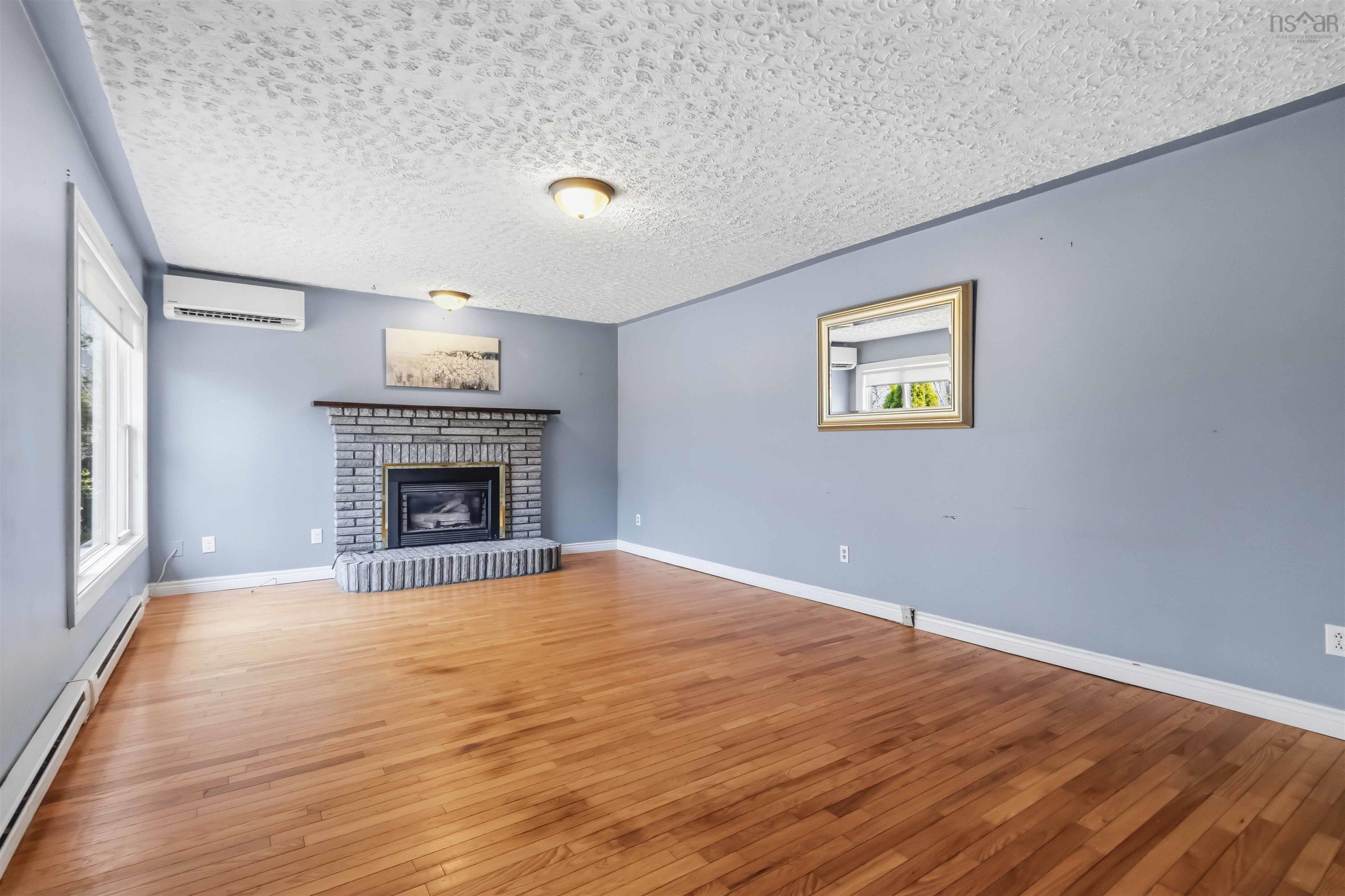 View image 11