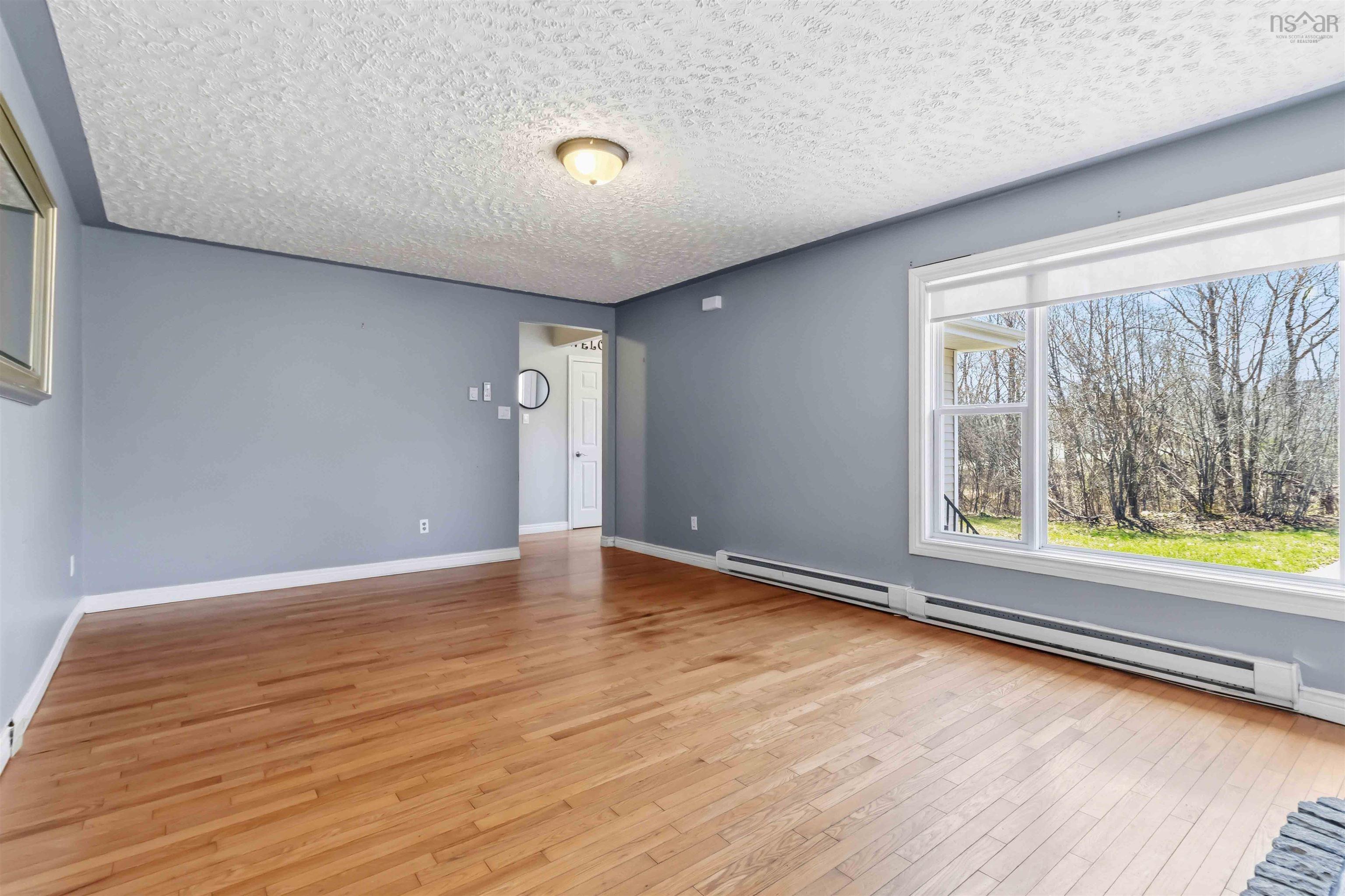 View image 12