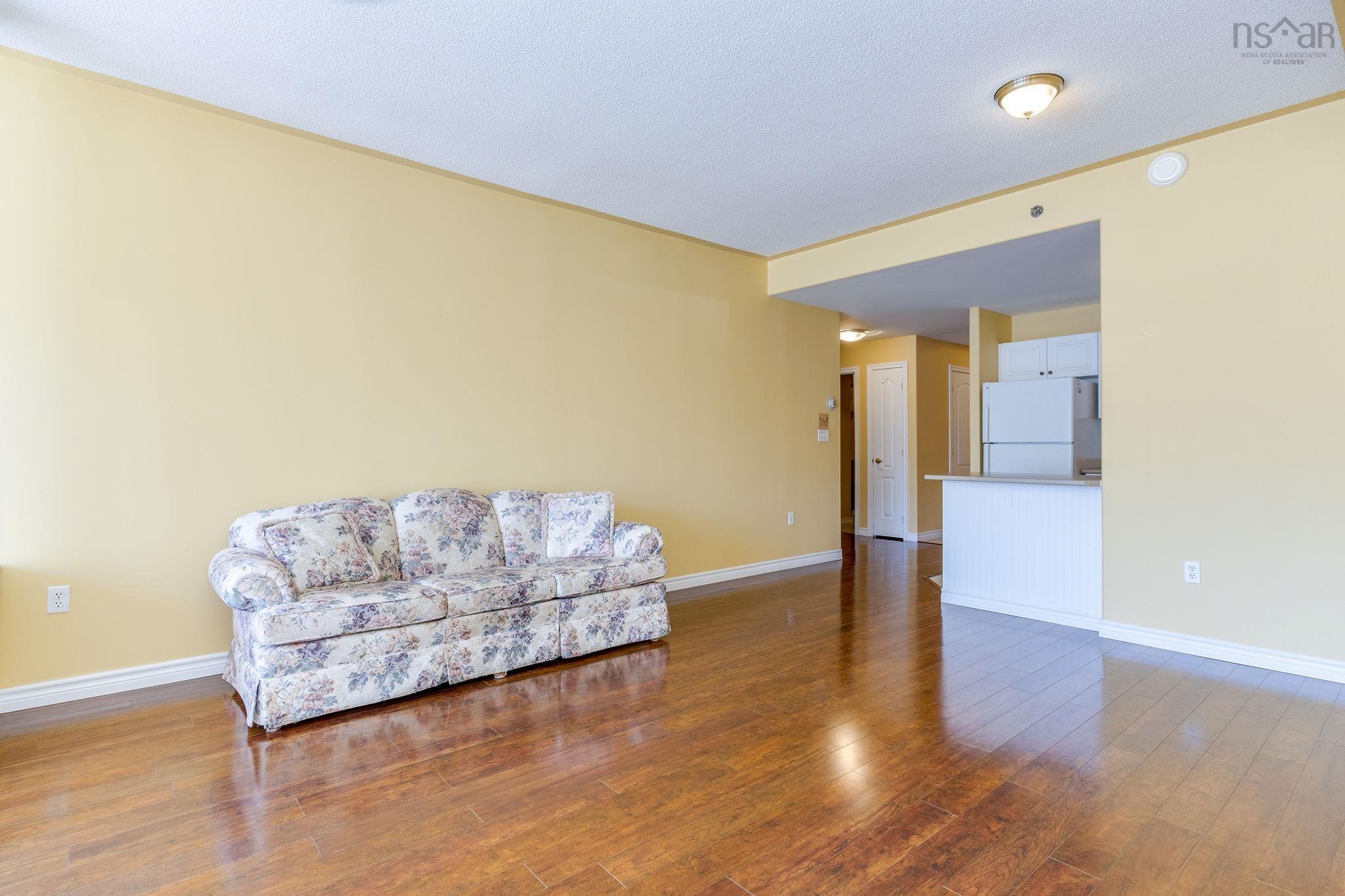 View image 12