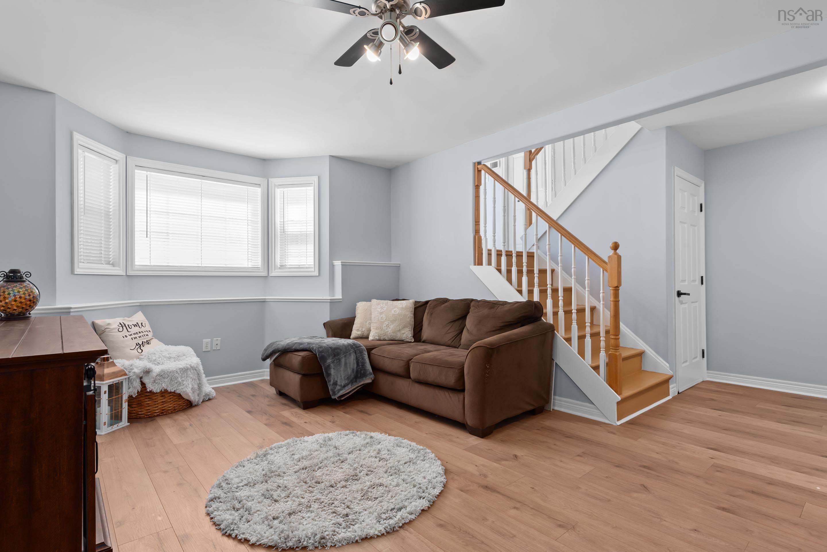 View image 18