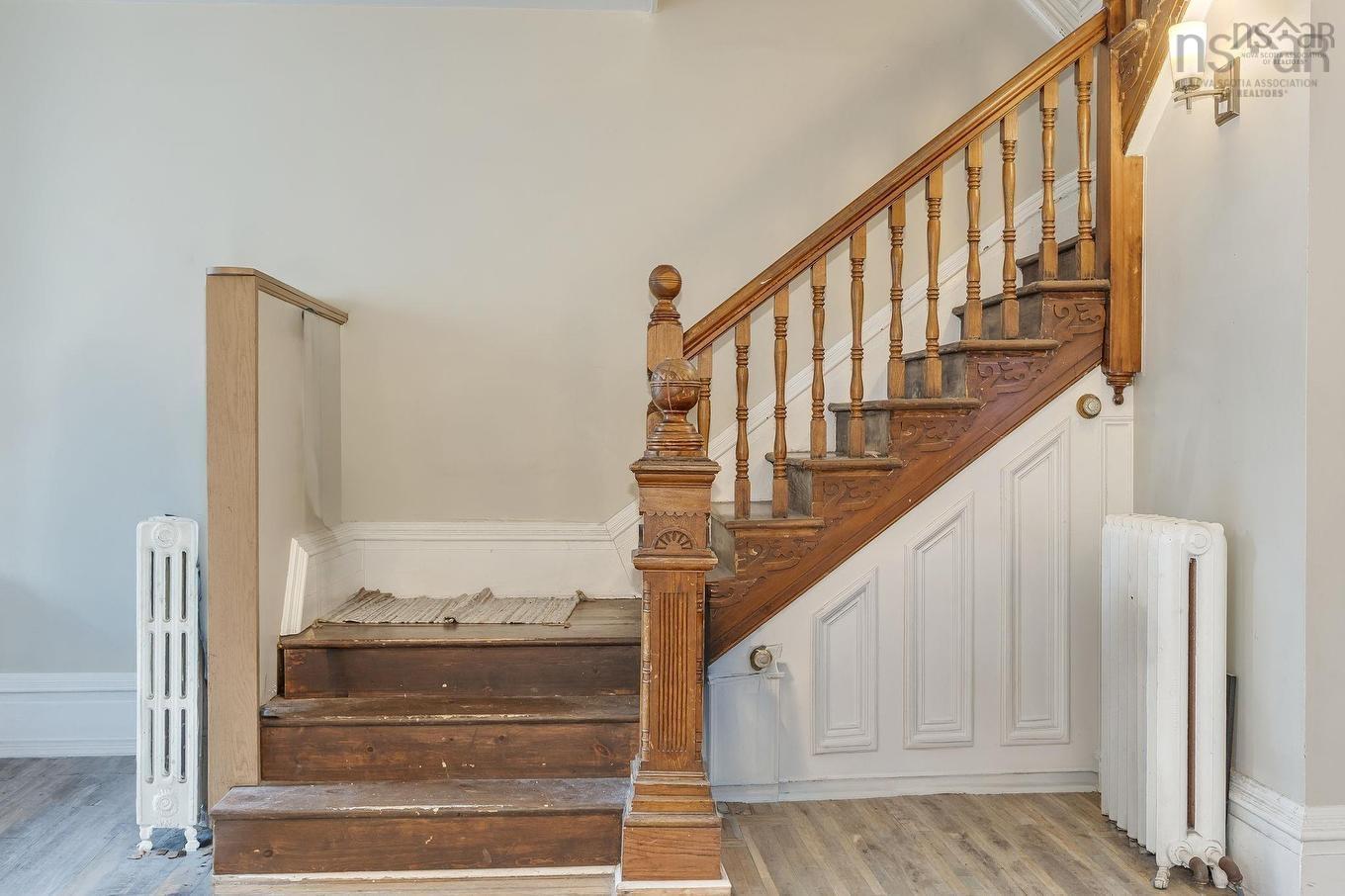 View image 18