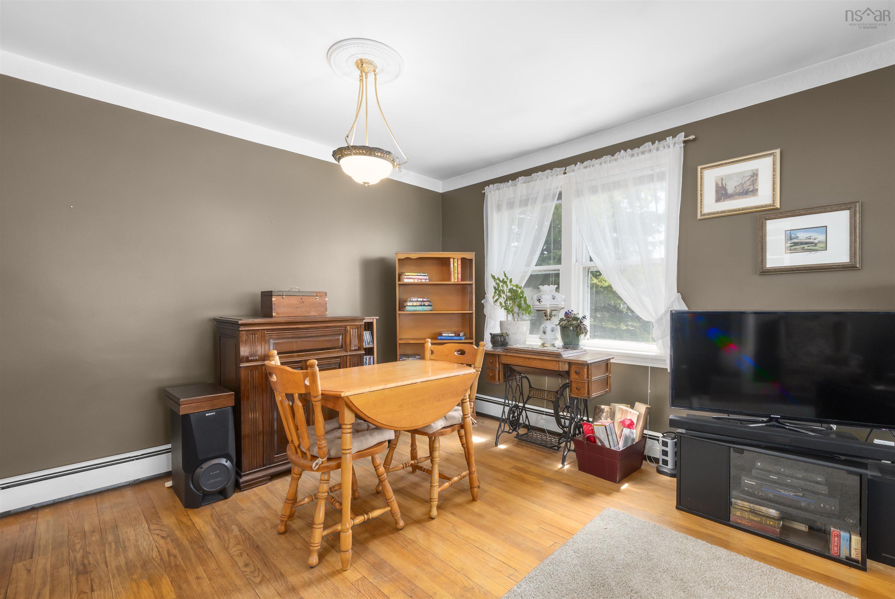 View image 10