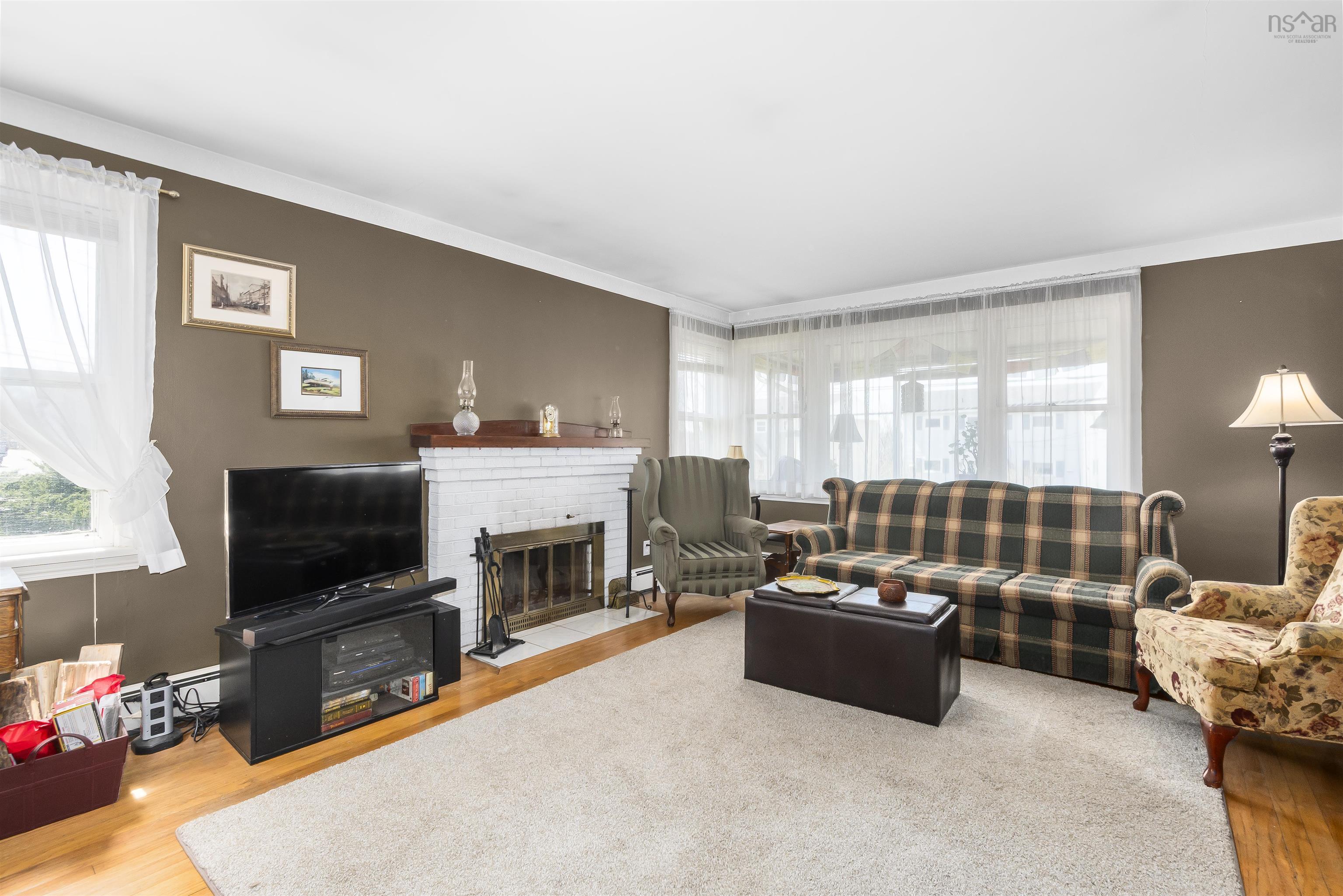 View image 8