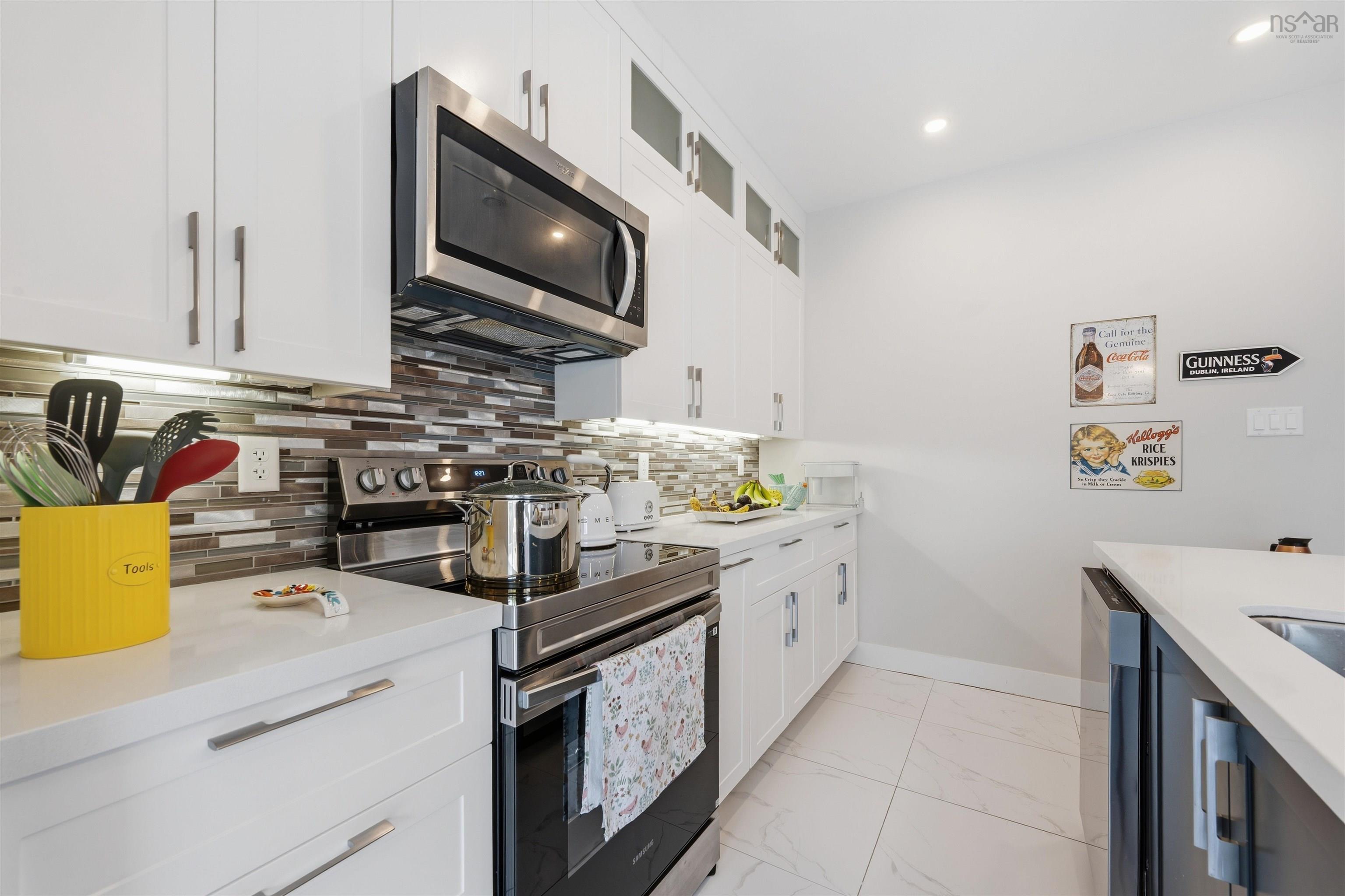 View image 11