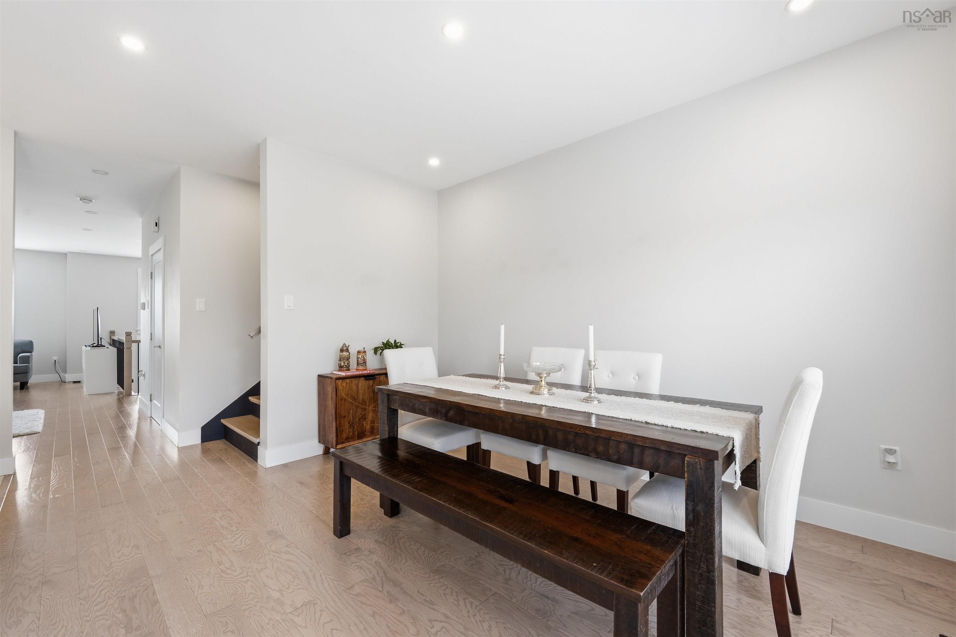 View image 17